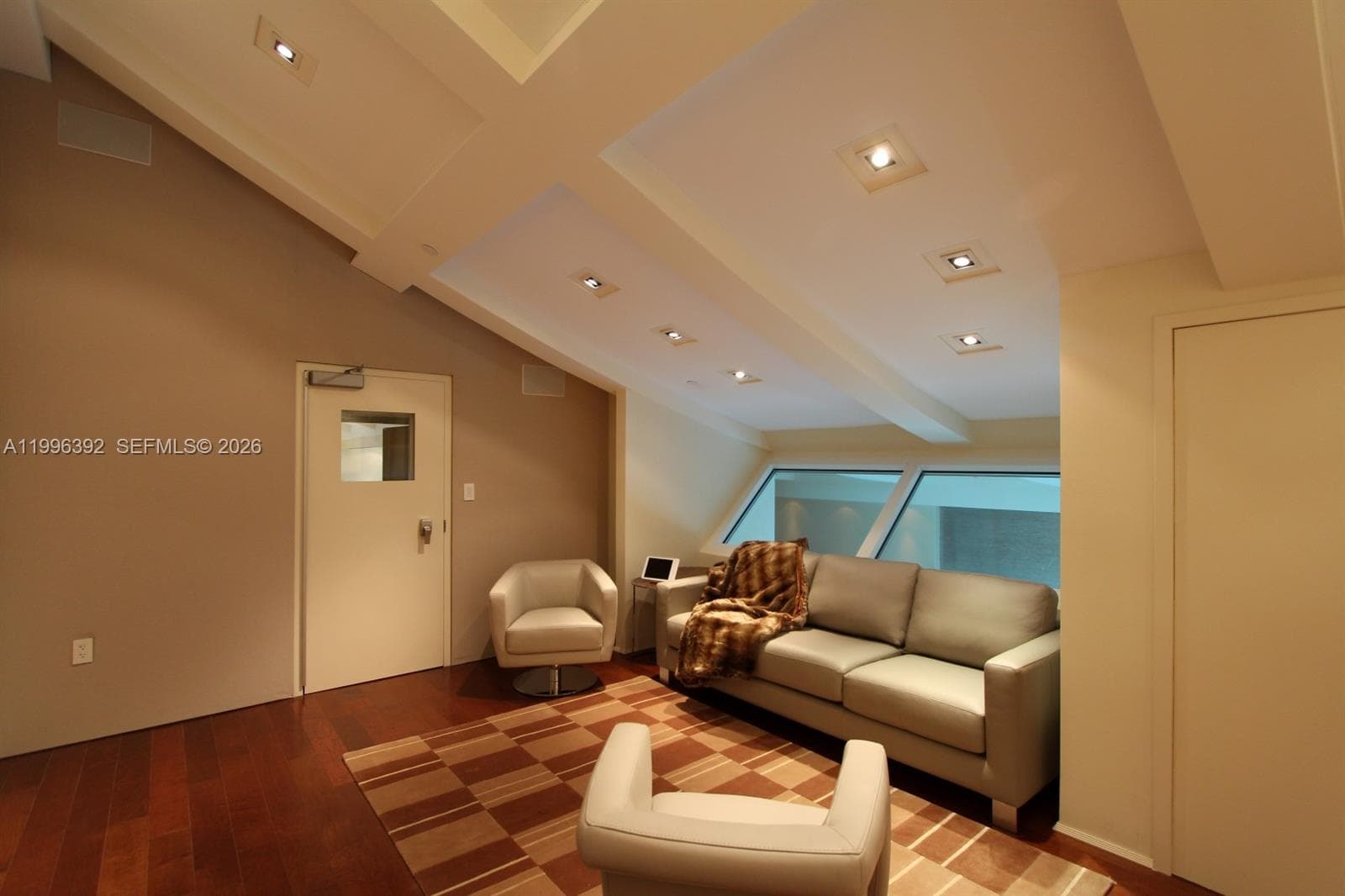900 Brickell Key Blvd, Miami FL 33131 — 64