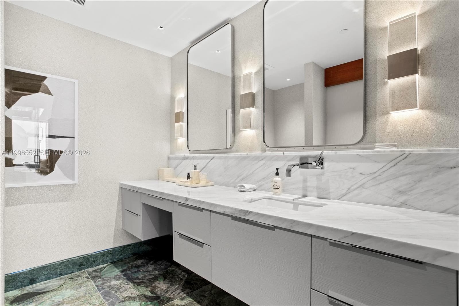 1425 Brickell Ave, Miami FL 33131 — 26