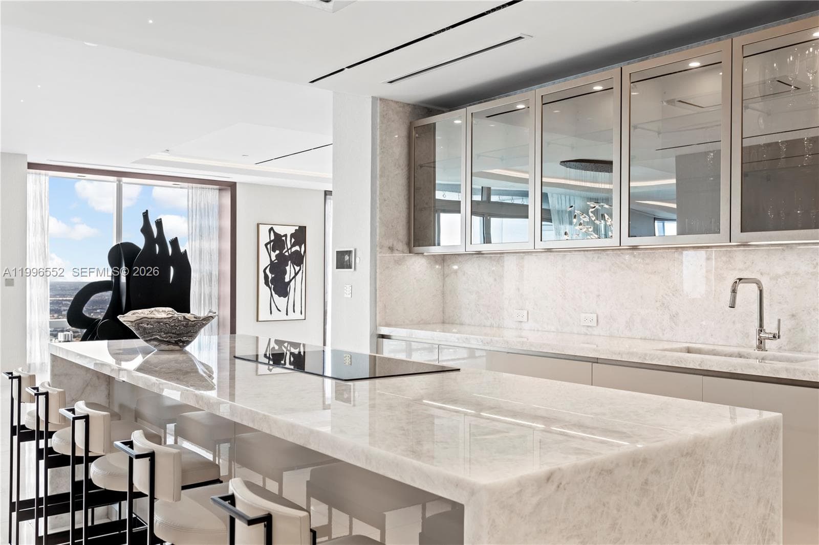 1425 Brickell Ave, Miami FL 33131 — 7