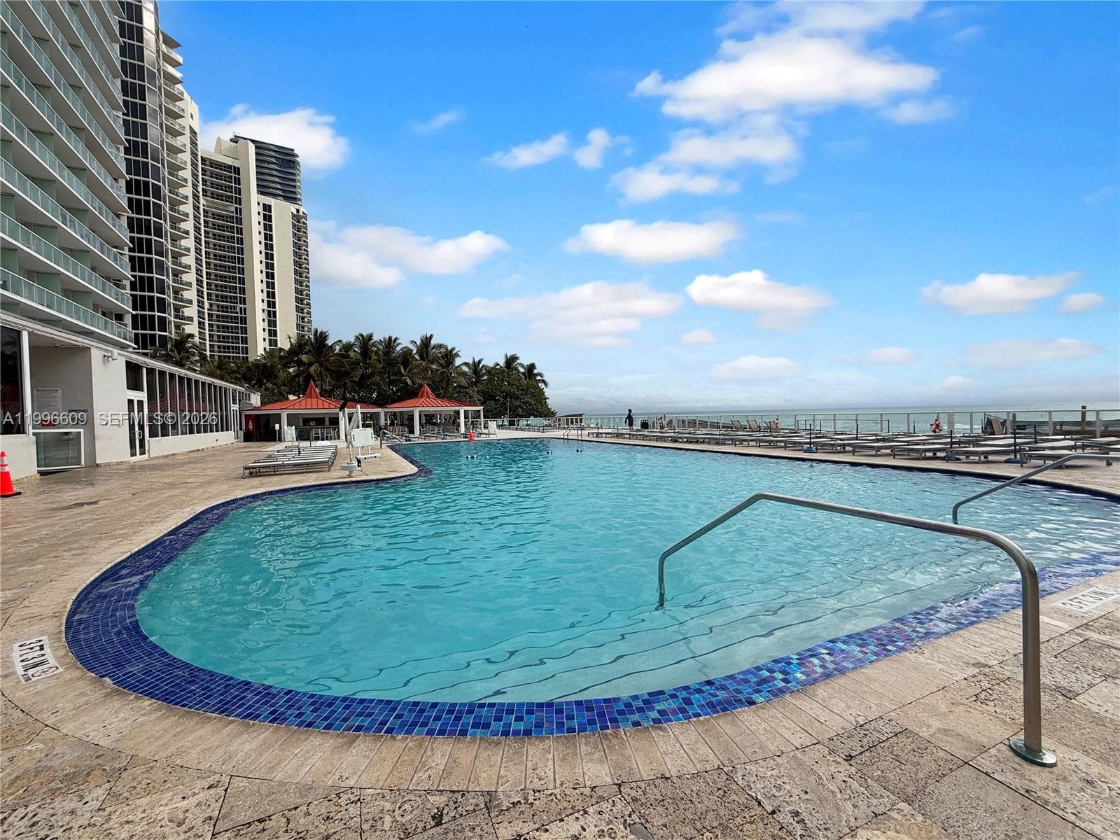 19201 Collins Ave # 623, Sunny Isles Beach FL 33160 — 8
