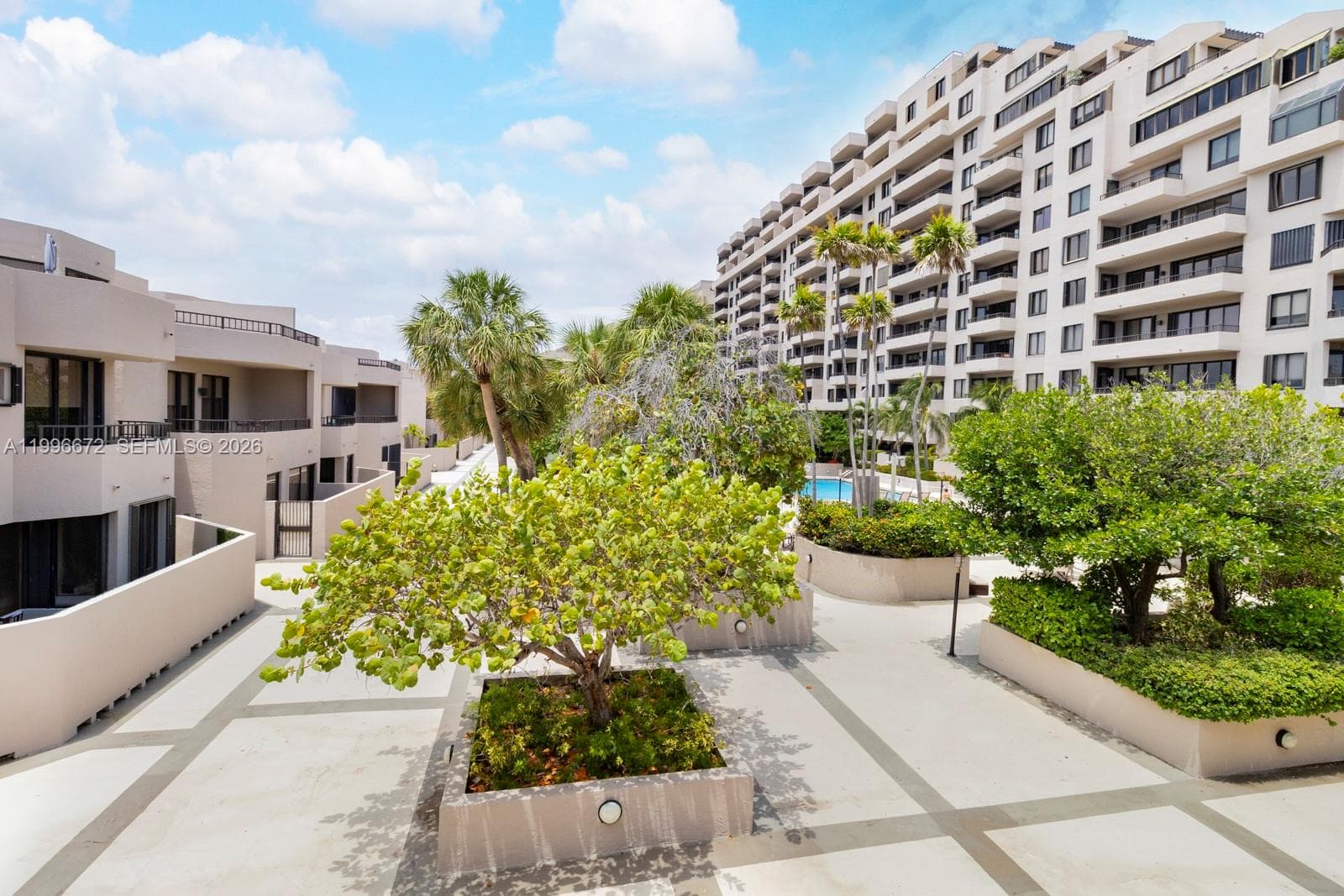 201 Crandon Blvd # 174, Key Biscayne FL 33149 — 32
