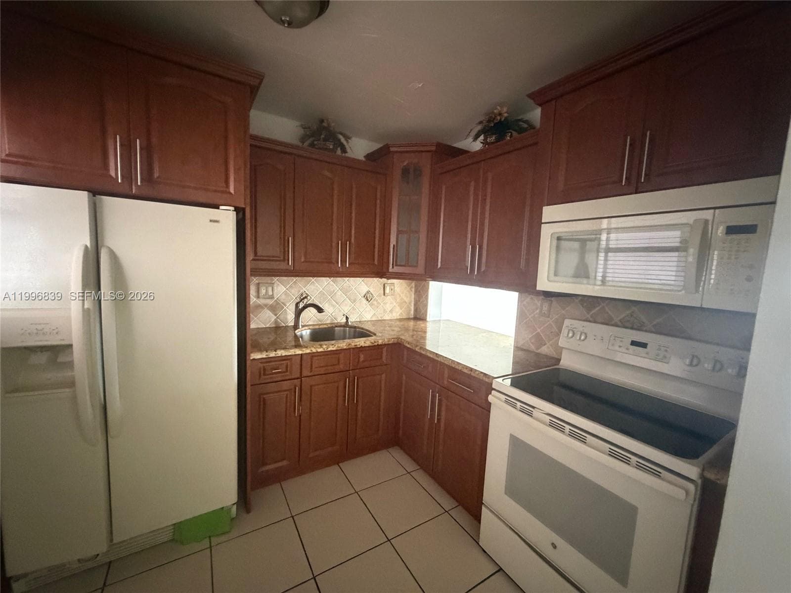 120 Royal Palm Rd # 301, Hialeah Gardens FL 33016 — 11