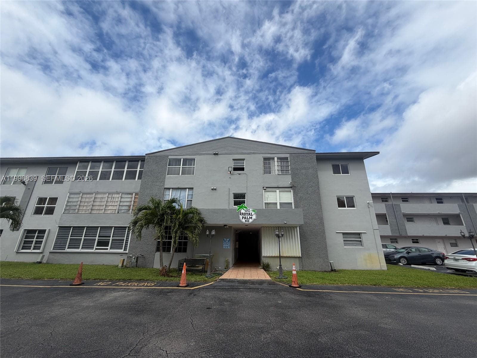 120 Royal Palm Rd # 301, Hialeah Gardens FL 33016 — 31