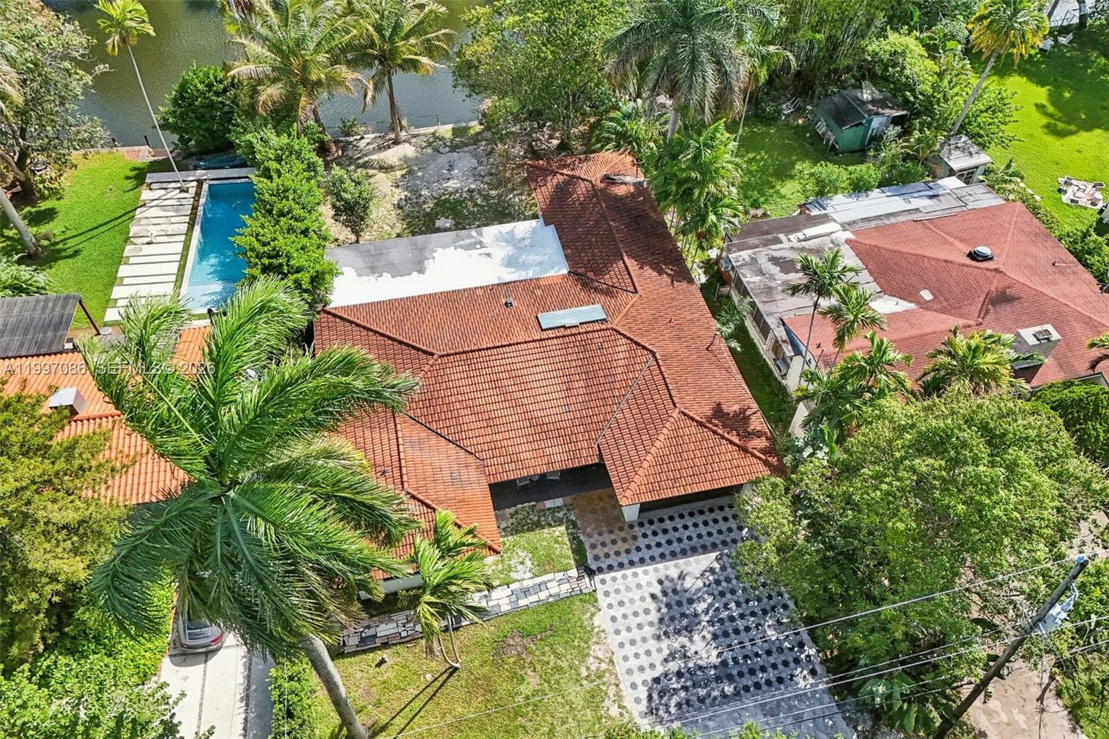 314 NE 85th St, El Portal FL 33138 — 58
