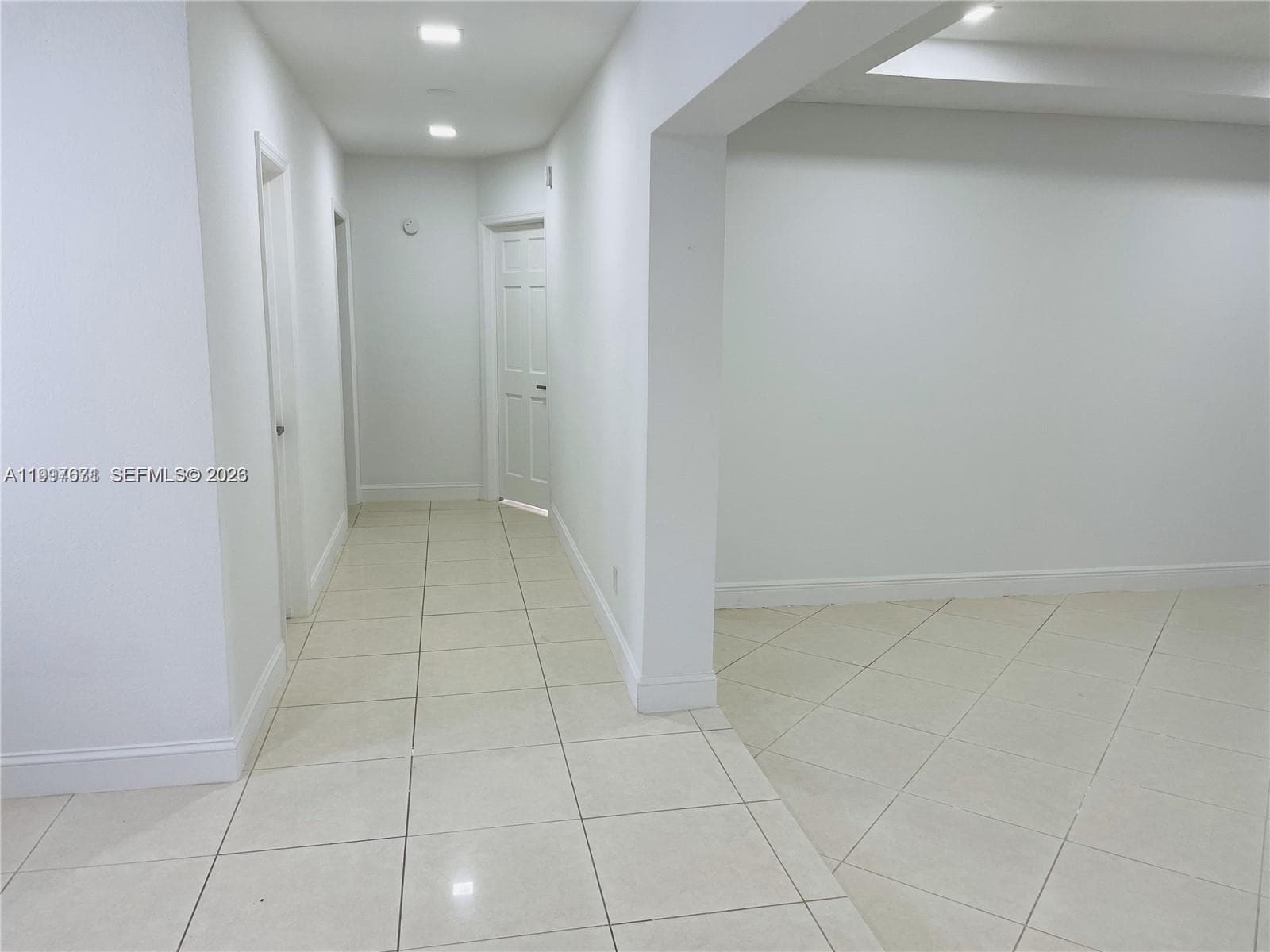 19740 W Saint Andrews Dr, Hialeah FL 33015 — 29