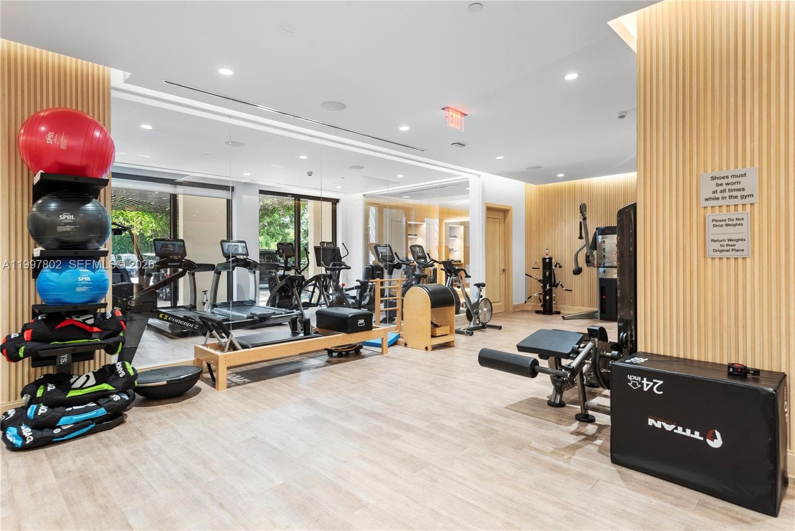 6882 Fisher Island Dr # 6882, Miami Beach FL 33109 — 39