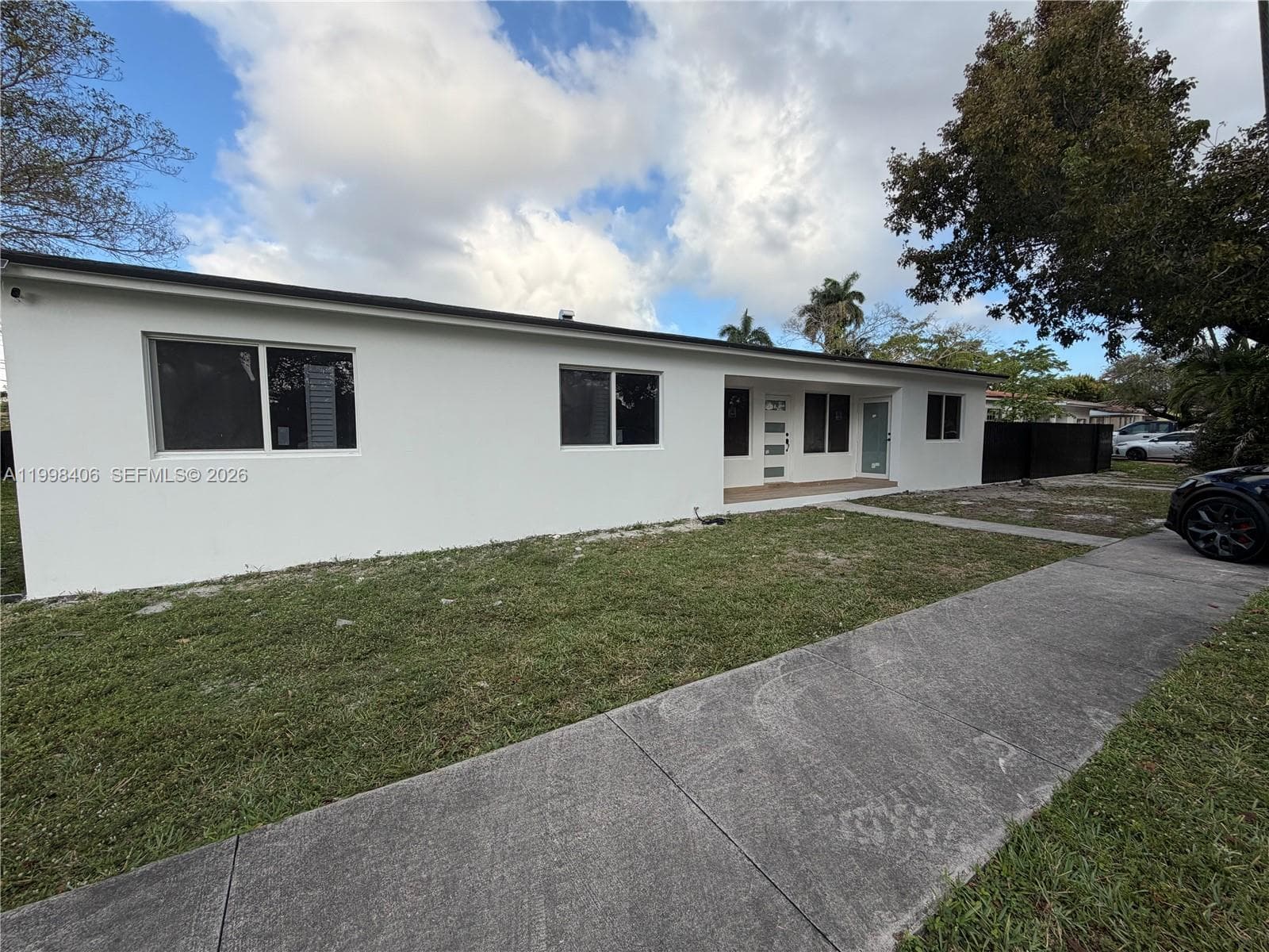 596 Ragan Dr, Miami Springs FL 33166 — 5