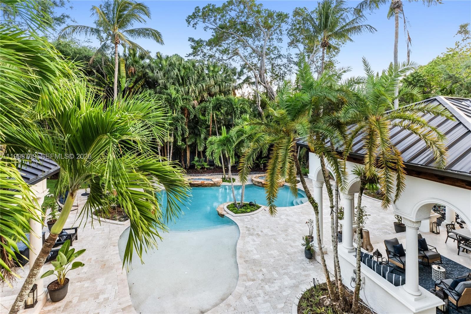 6350 SW 107th St, Pinecrest FL 33156 — 53