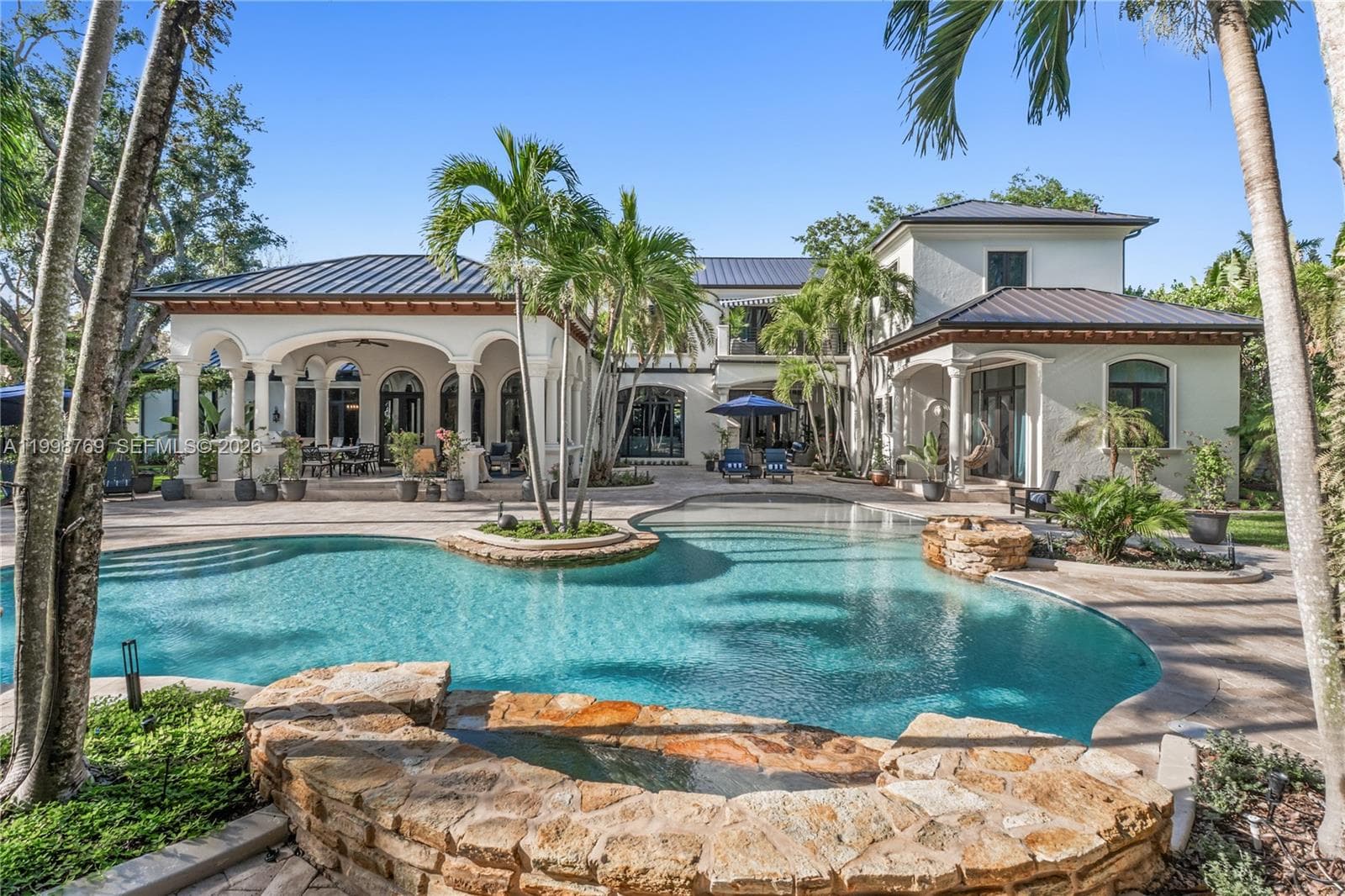 6350 SW 107th St, Pinecrest FL 33156 — 77