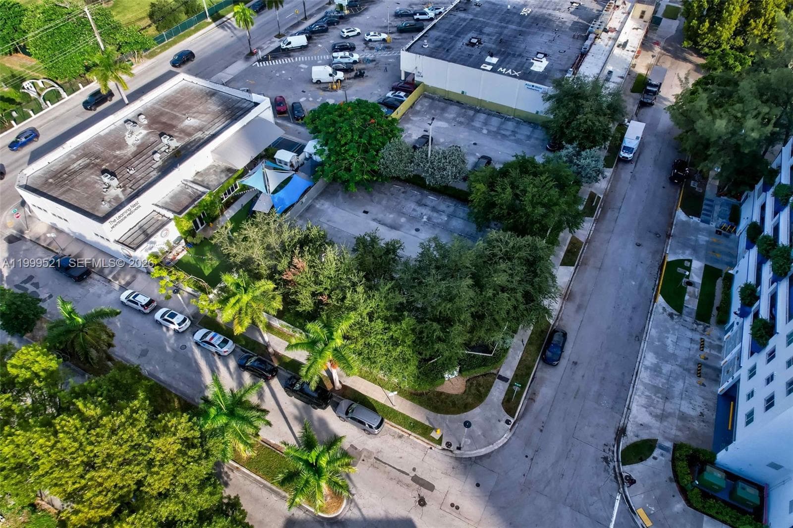 275 NE 18th St, Miami FL 33132 — 27