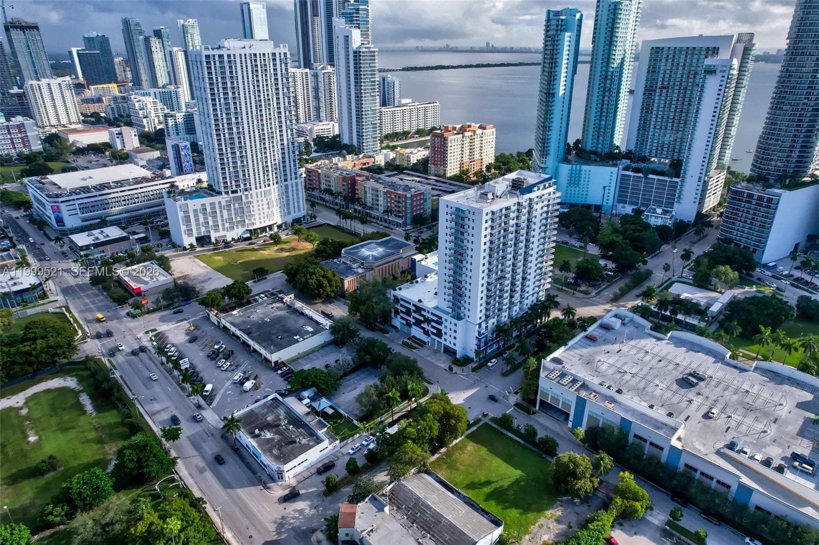 275 NE 18th St, Miami FL 33132 — 26