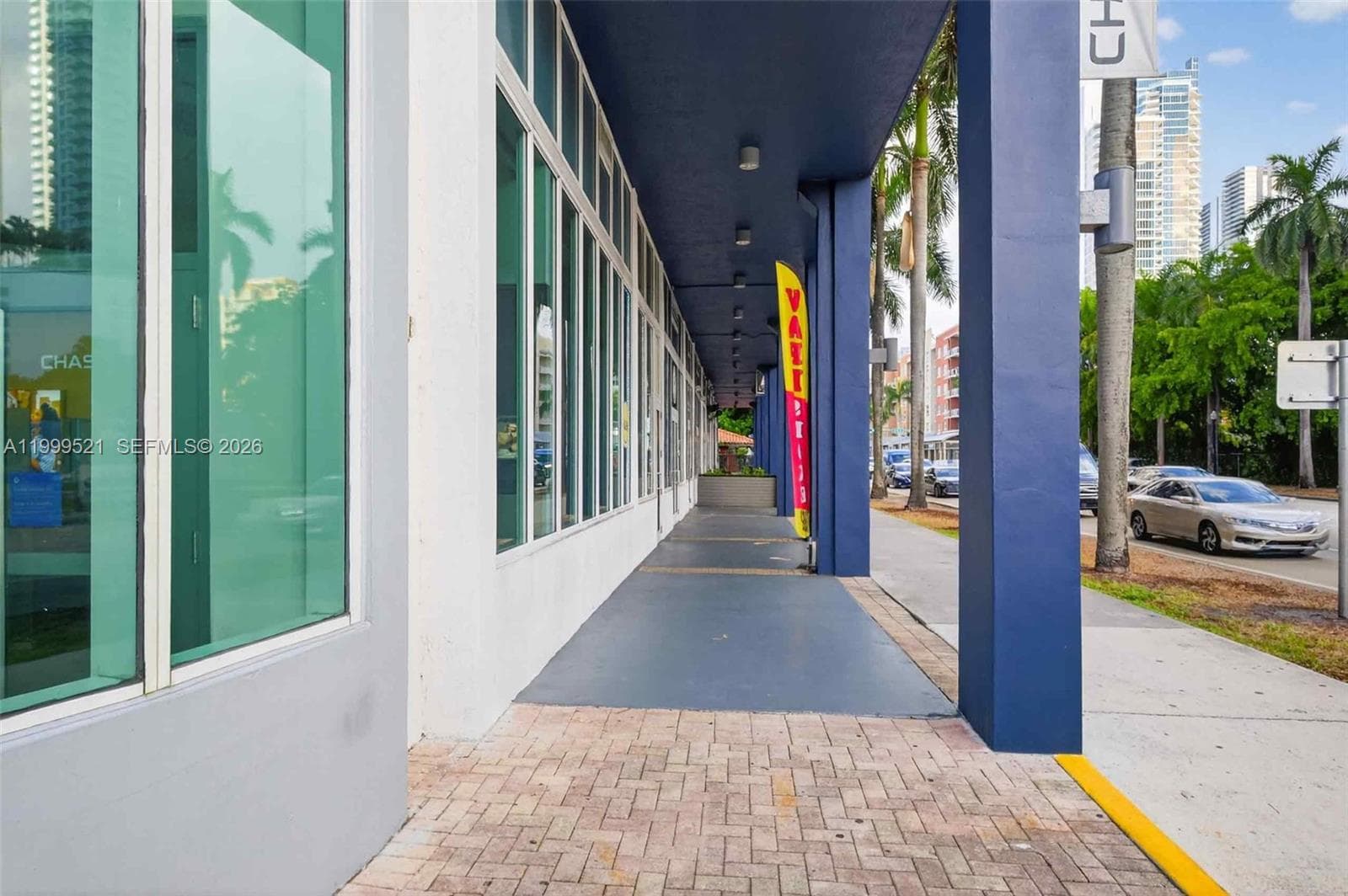 275 NE 18th St, Miami FL 33132 — 18
