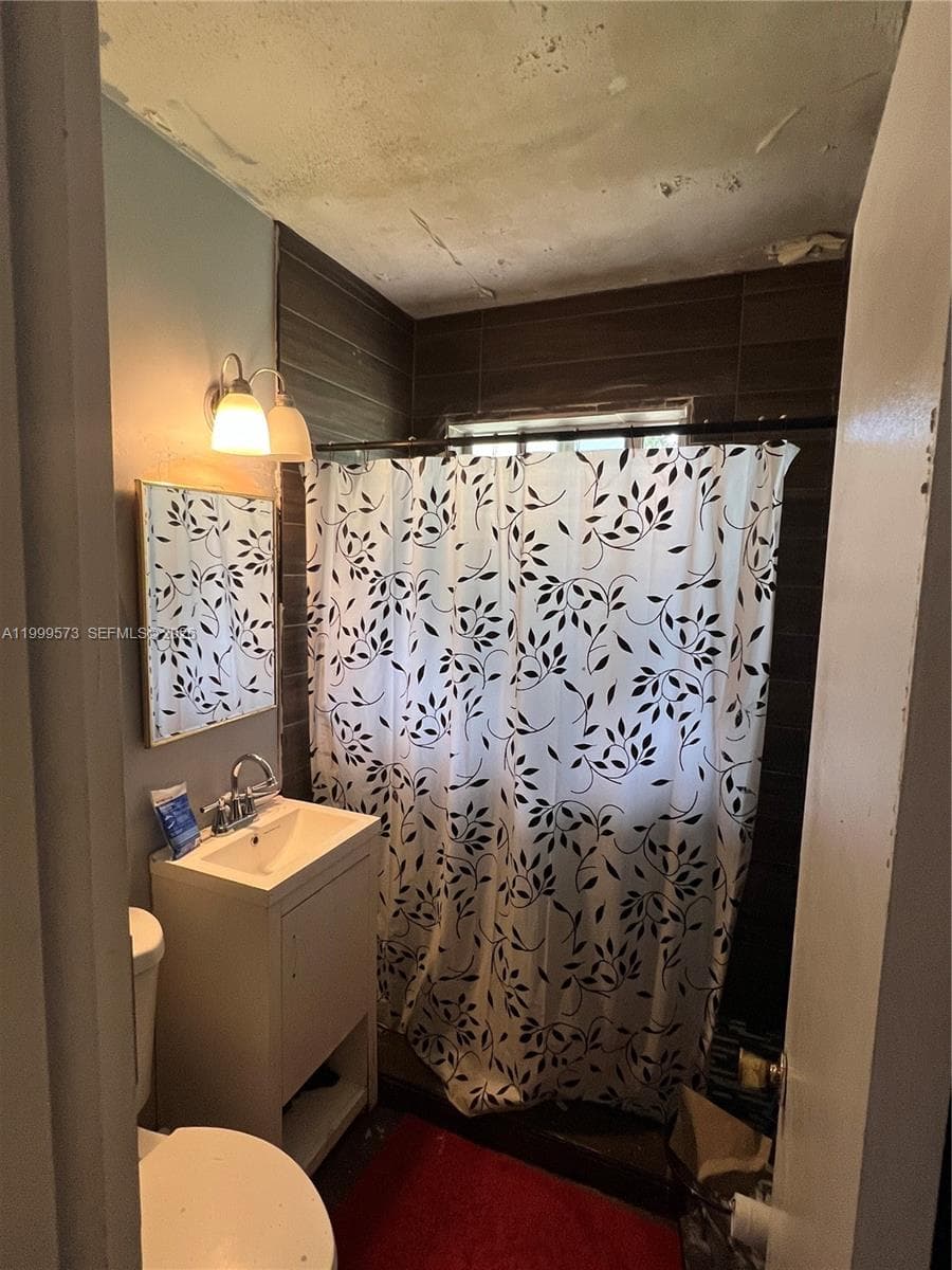 515 Golf Course Blvd, Opa-Locka FL 33054 — 20