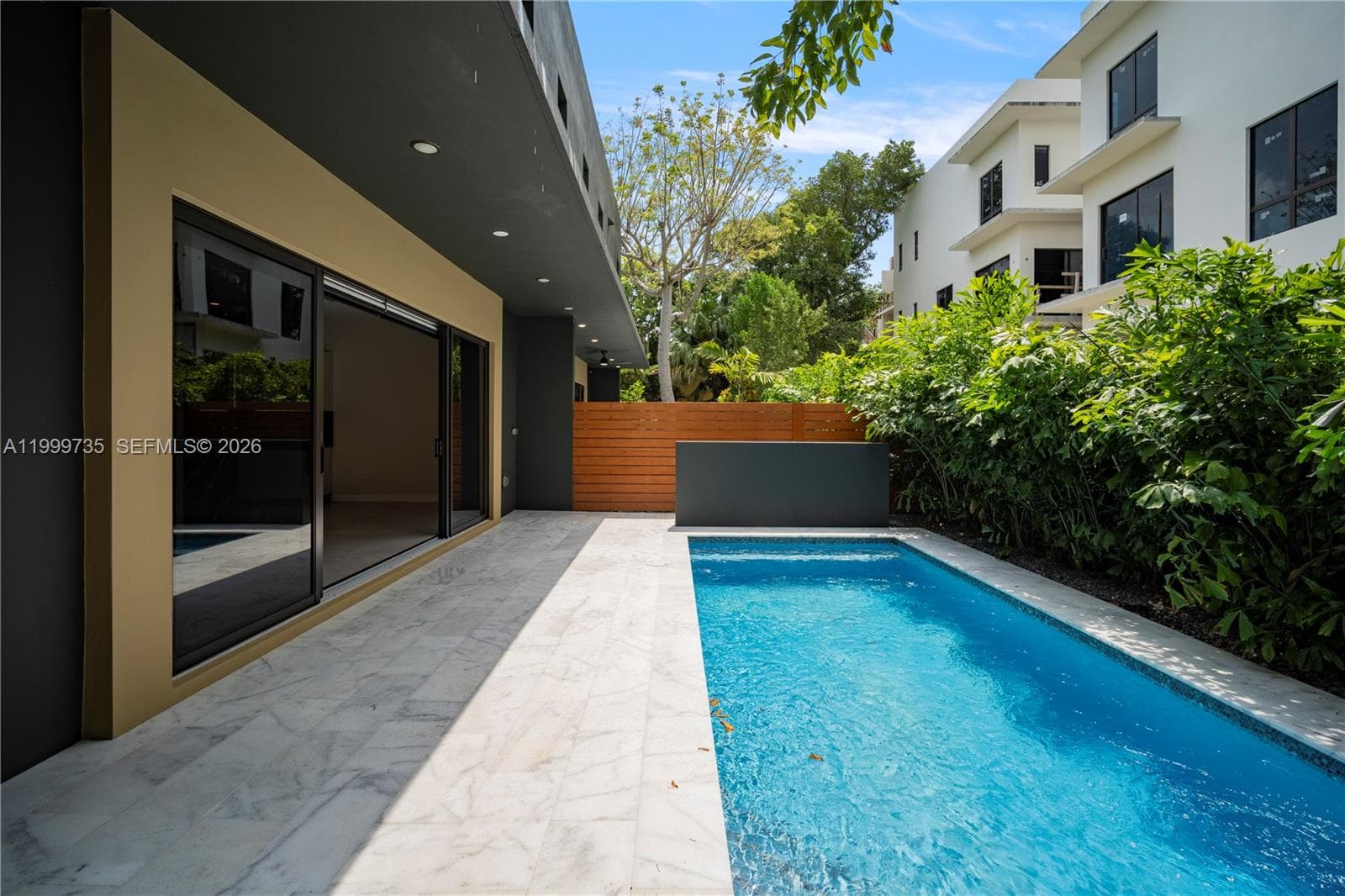2960 W Trade Av, Coconut Grove FL 33133 — 8