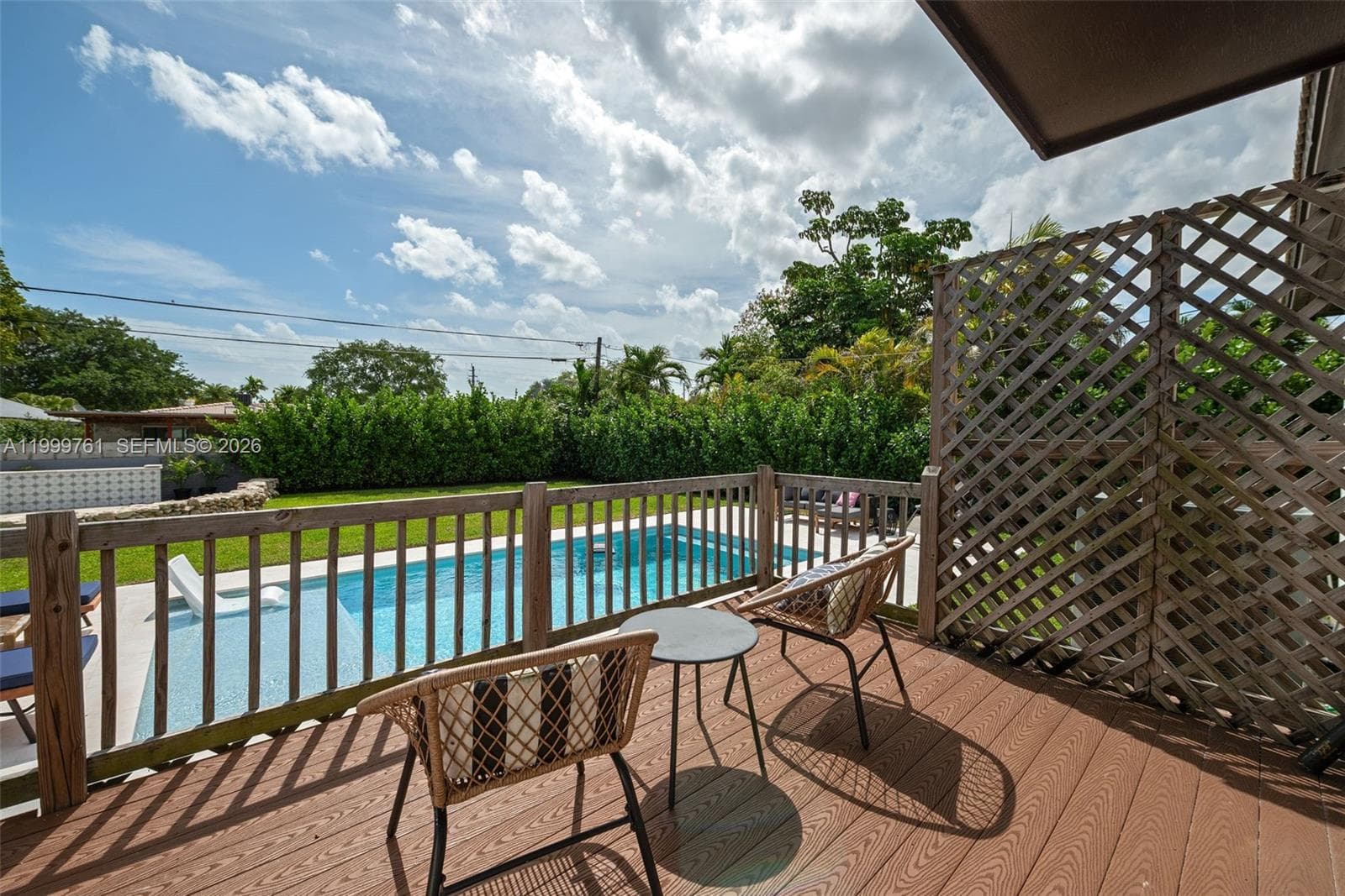 281 Pocatella St, Miami Springs FL 33166 — 27