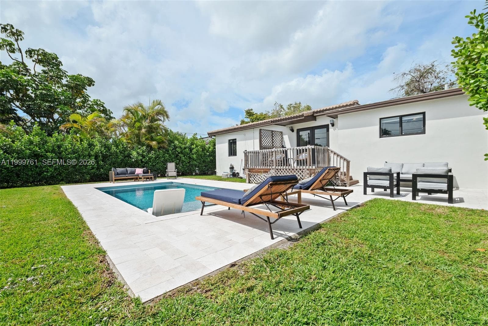 281 Pocatella St, Miami Springs FL 33166 — 28