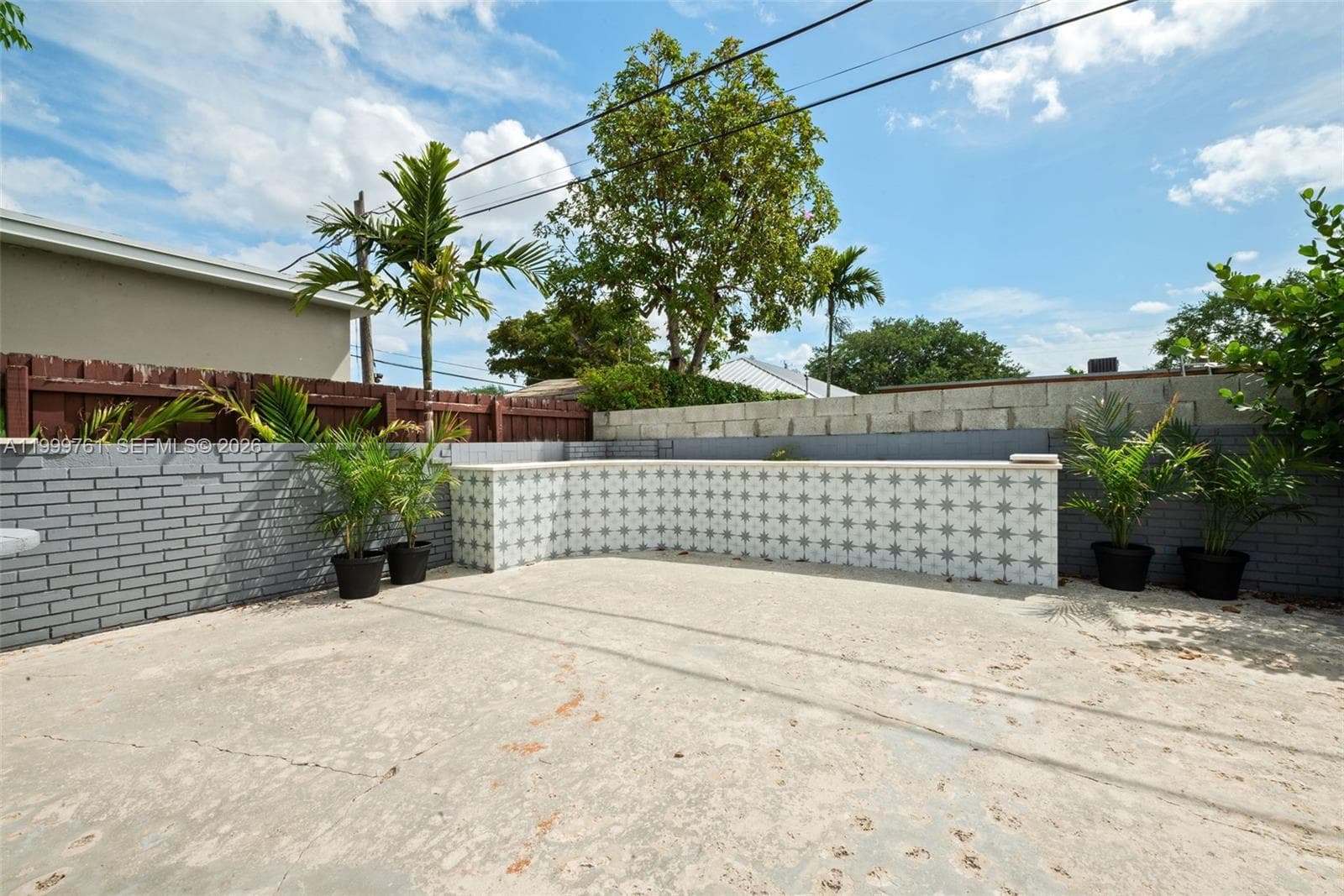 281 Pocatella St, Miami Springs FL 33166 — 31