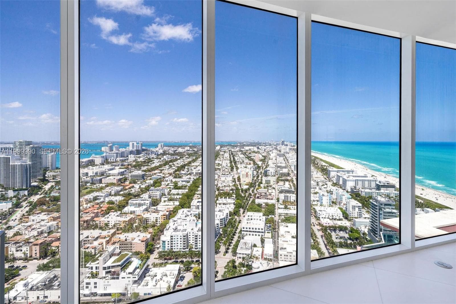 300 S Pointe Dr # 5, Miami Beach FL 33139 — 23