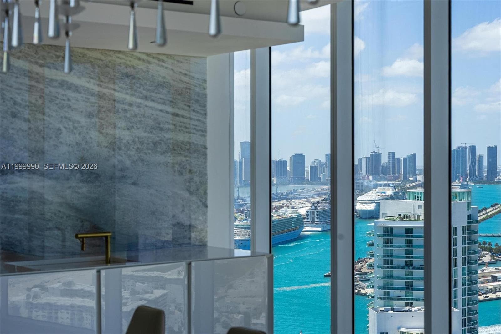 300 S Pointe Dr # 5, Miami Beach FL 33139 — 80