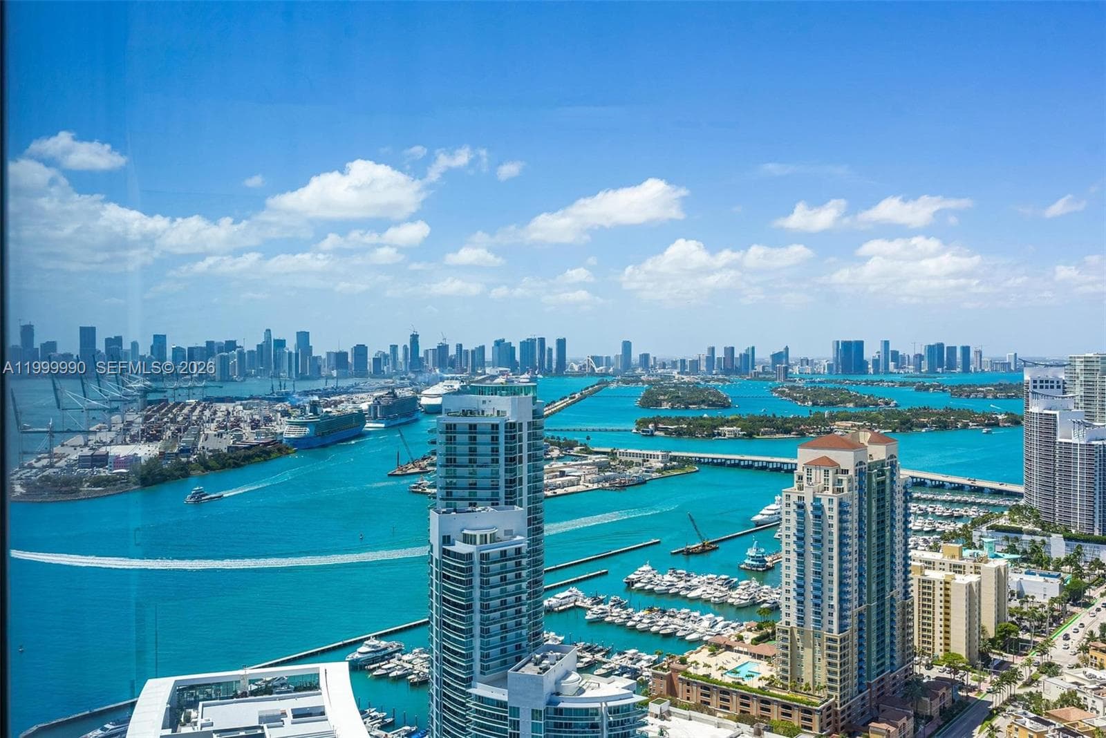 300 S Pointe Dr # 5, Miami Beach FL 33139 — 81