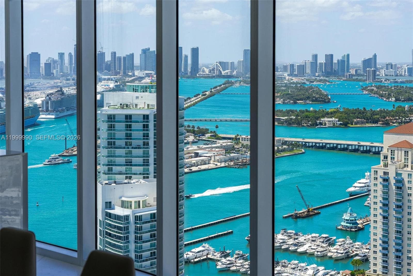 300 S Pointe Dr # 5, Miami Beach FL 33139 — 79