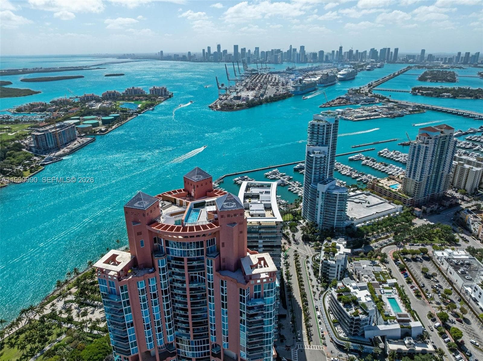 300 S Pointe Dr # 5, Miami Beach FL 33139 — 69