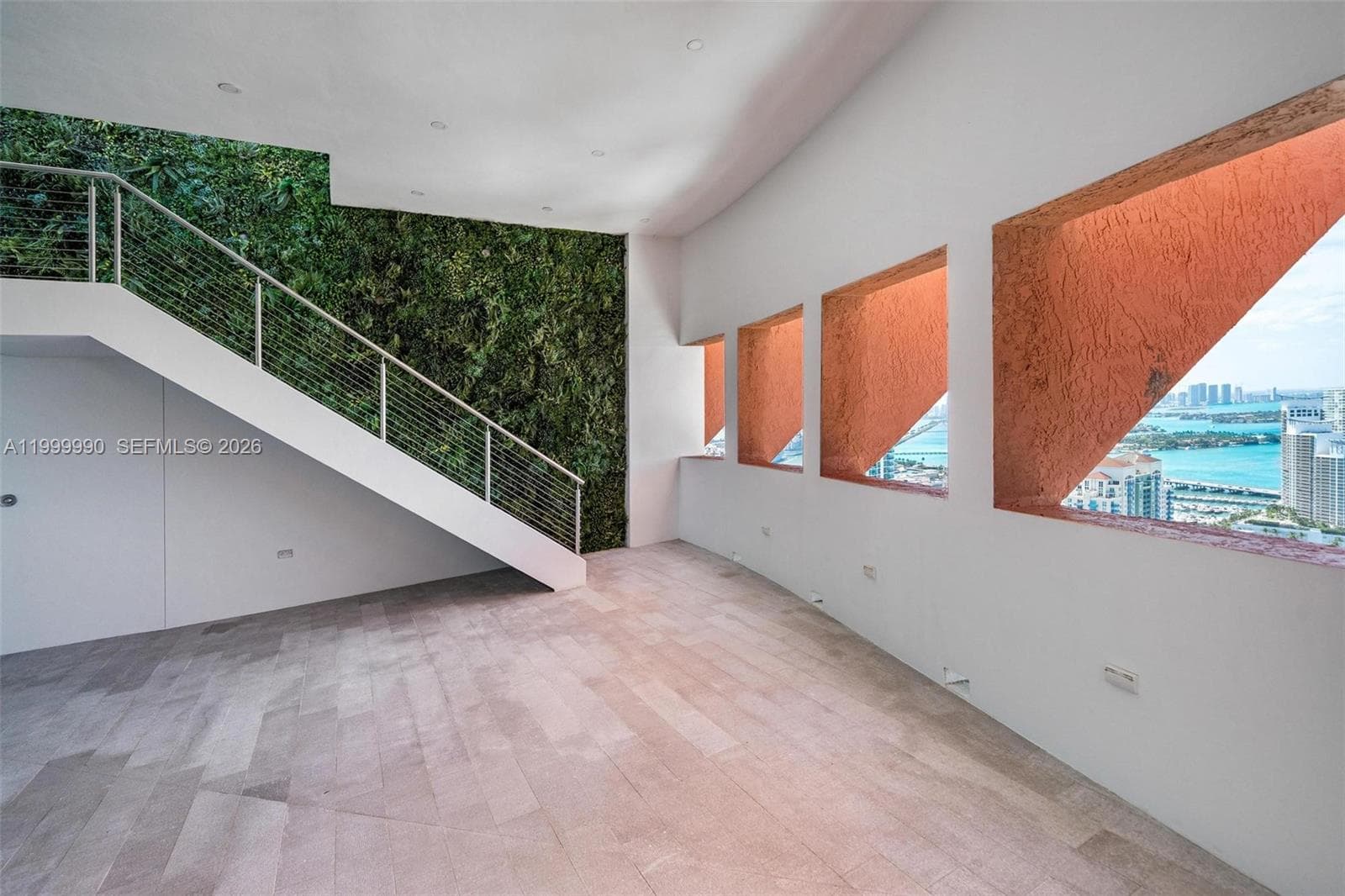 300 S Pointe Dr # 5, Miami Beach FL 33139 — 51