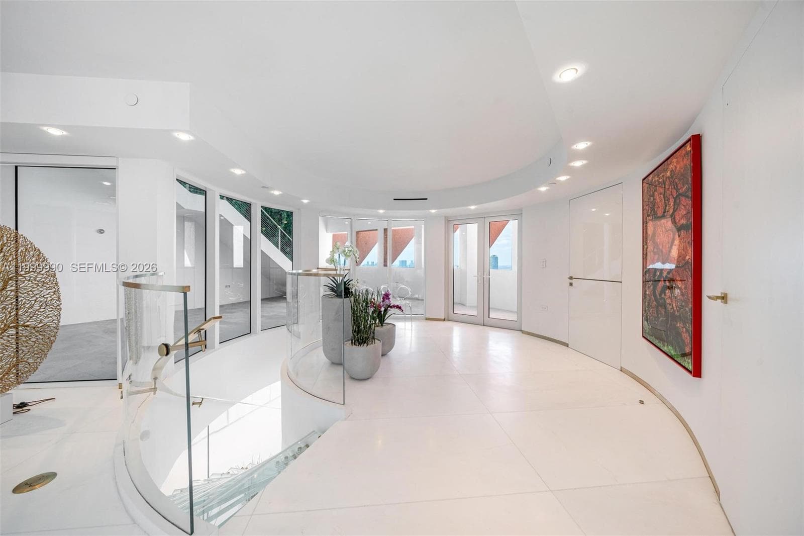 300 S Pointe Dr # 5, Miami Beach FL 33139 — 50