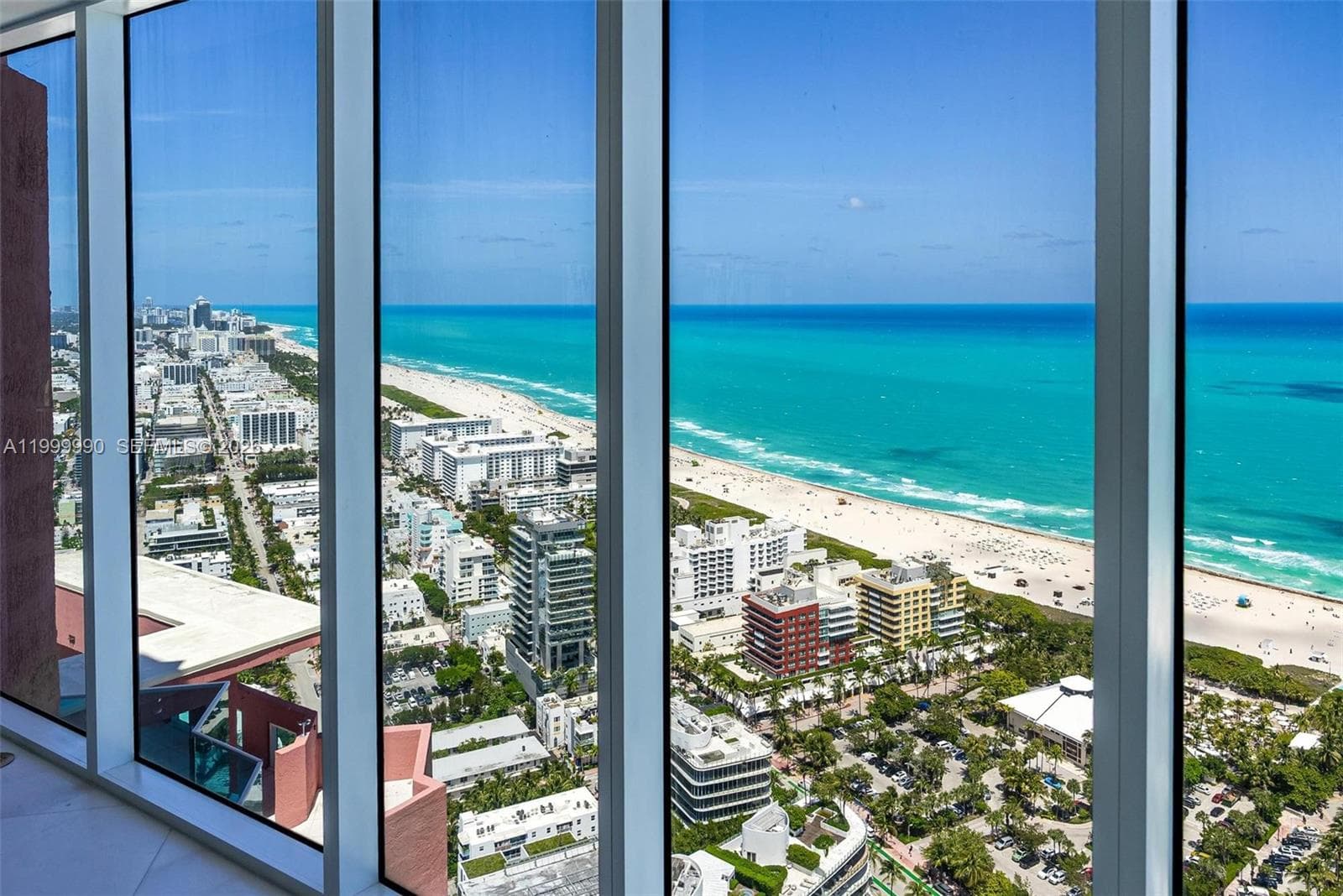 300 S Pointe Dr # 5, Miami Beach FL 33139 — 78