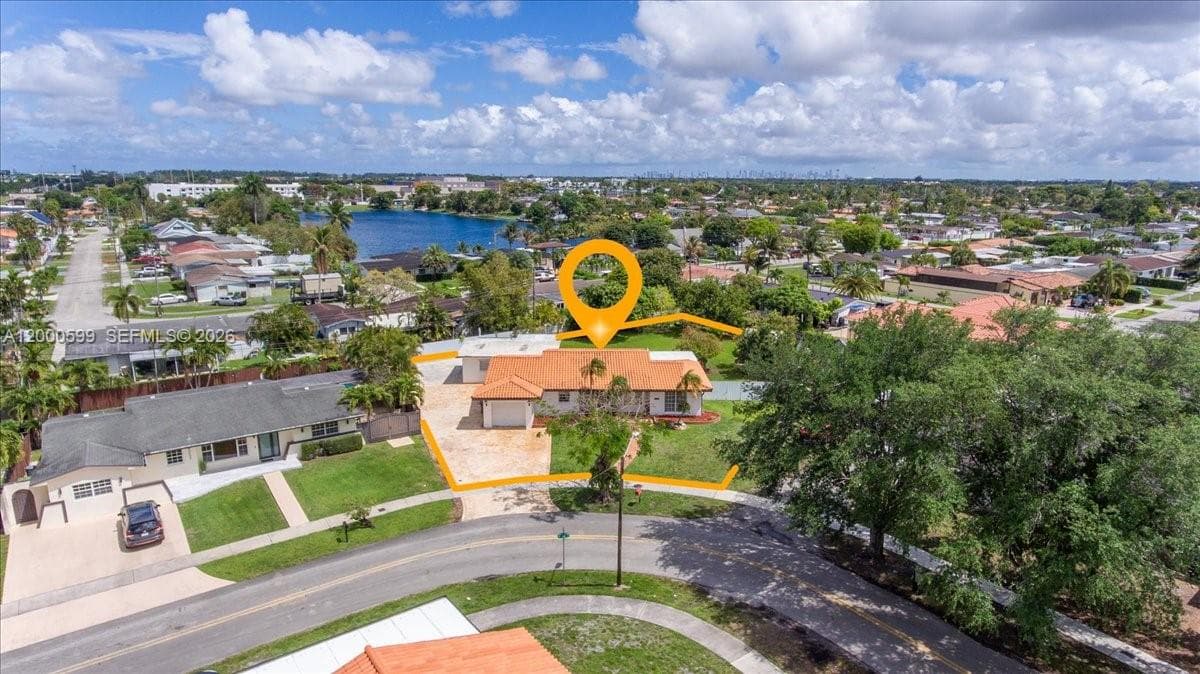 8197 W 14th Ct, Hialeah FL 33014 — 37