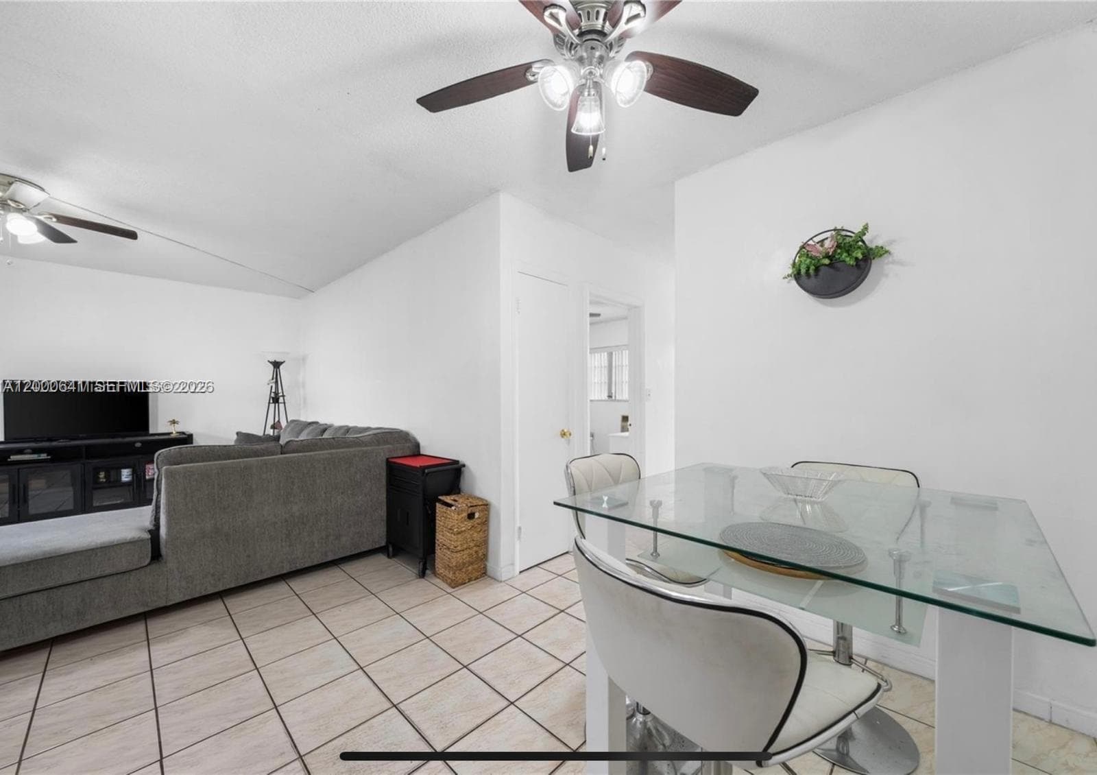 16900 NE 14 # 109, Miami FL 33162 — 5