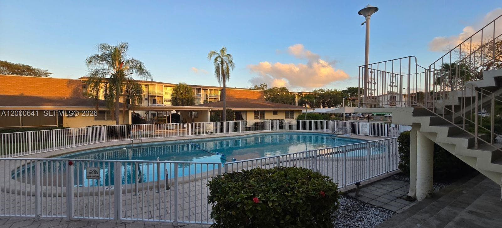 16900 NE 14 # 109, Miami FL 33162 — 21