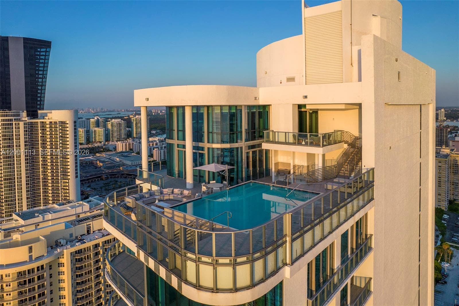 17475 Collins Ave, Sunny Isles Beach FL 33160 — 63
