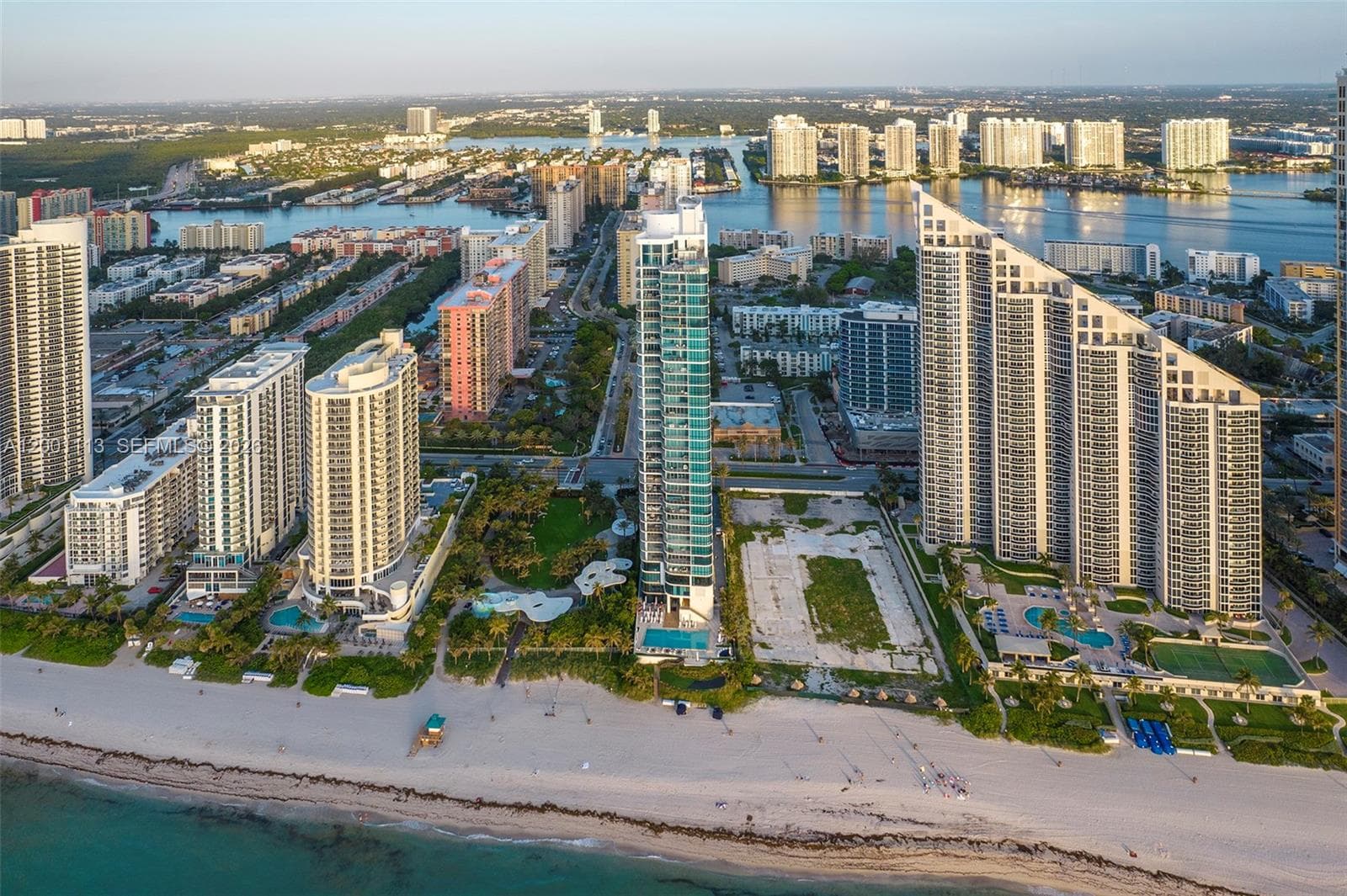 17475 Collins Ave, Sunny Isles Beach FL 33160 — 65