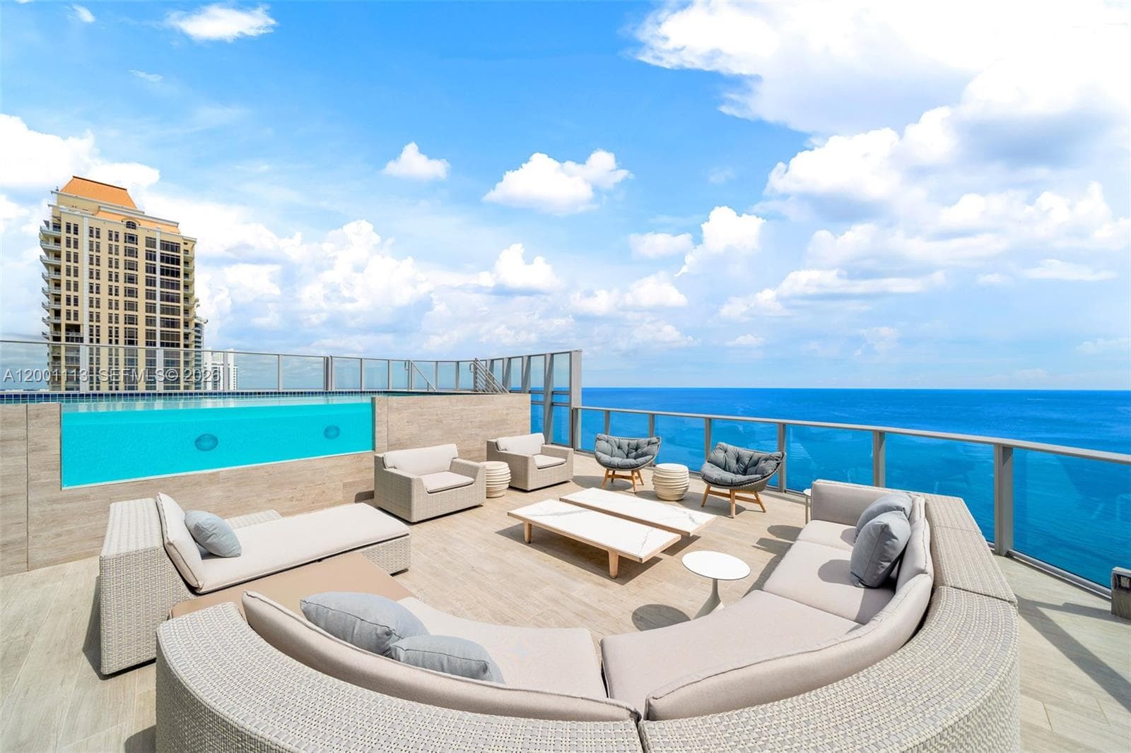 17475 Collins Ave, Sunny Isles Beach FL 33160 — 11