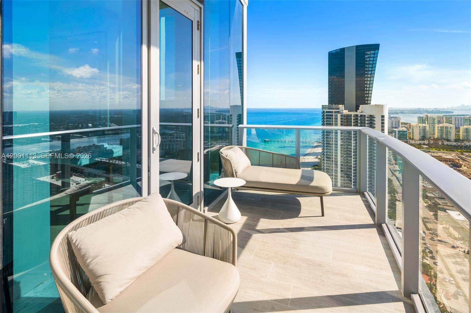 17475 Collins Ave, Sunny Isles Beach FL 33160 — 35