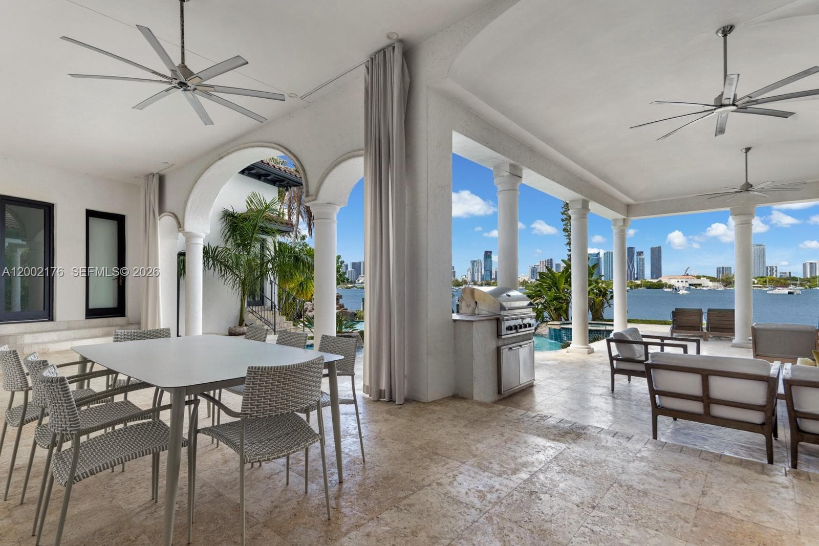 432 S Hibiscus Dr, Miami Beach FL 33139 — 23