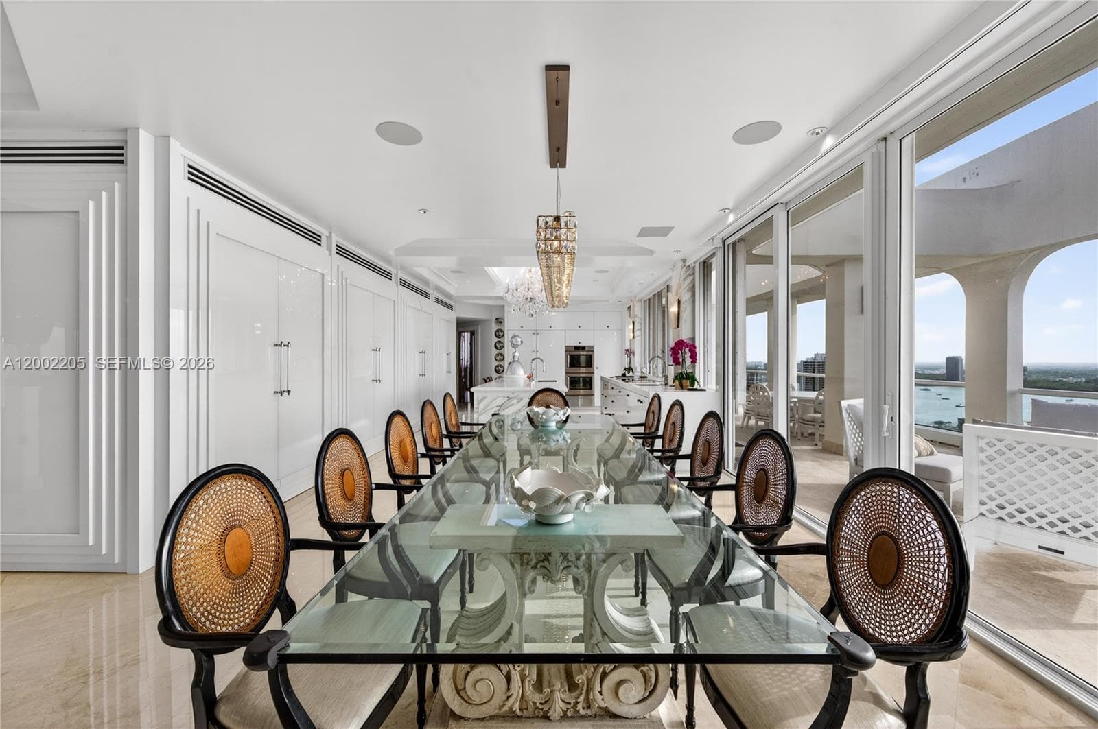 7000 Island Blvd # 02, Aventura FL 33160 — 25