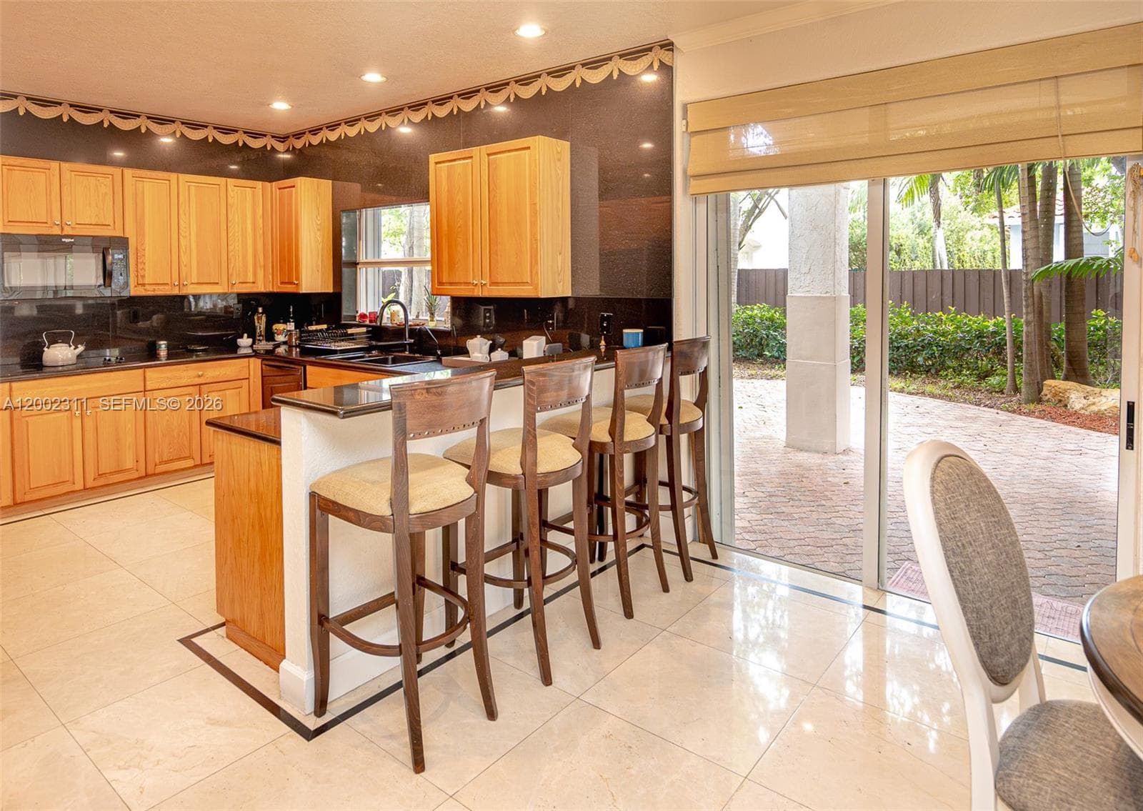 6772 NW 111th Ave, Doral FL 33178 — 11