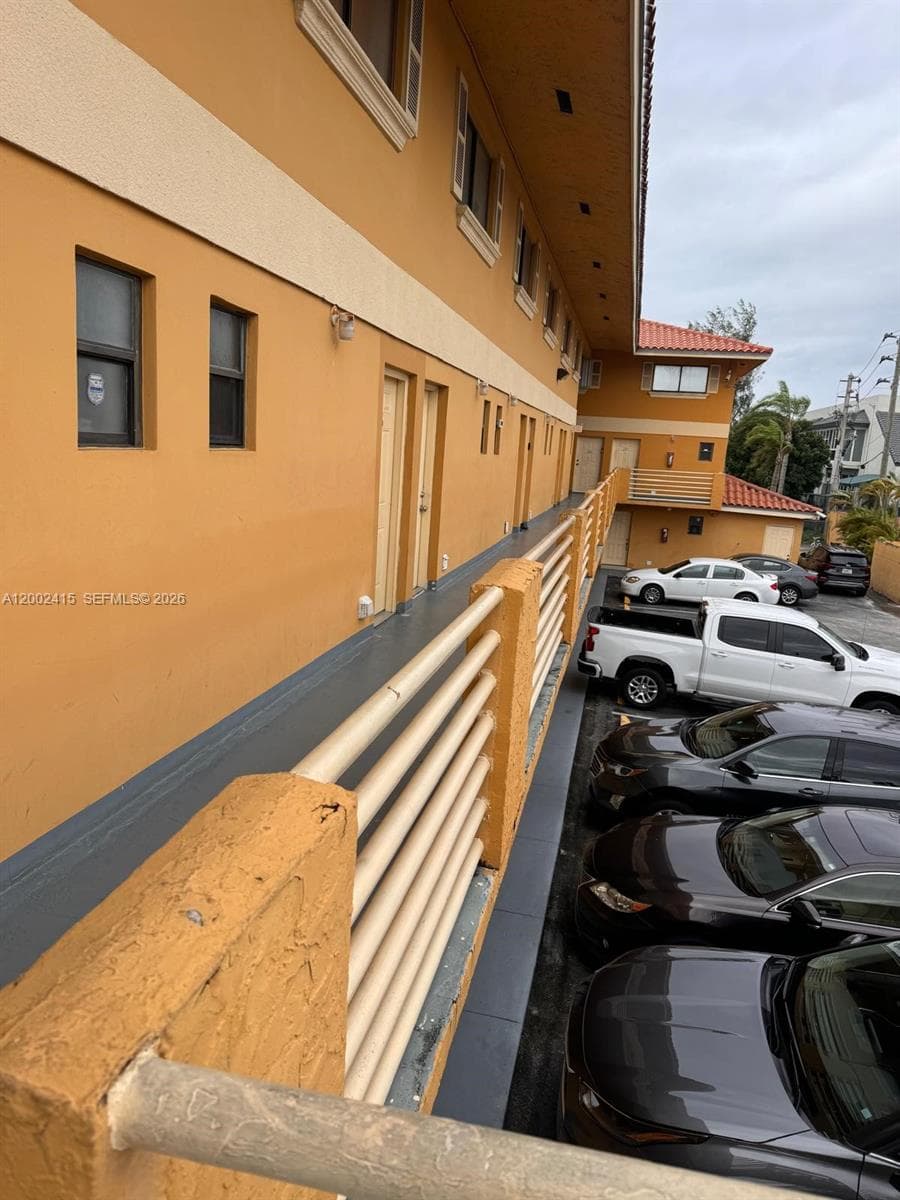 180 Royal Palm Rd # 216, Hialeah Gardens FL 33016 — 6