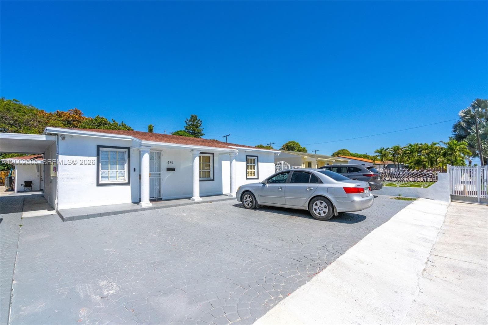 541 E 38th St, Hialeah FL 33013 — 1