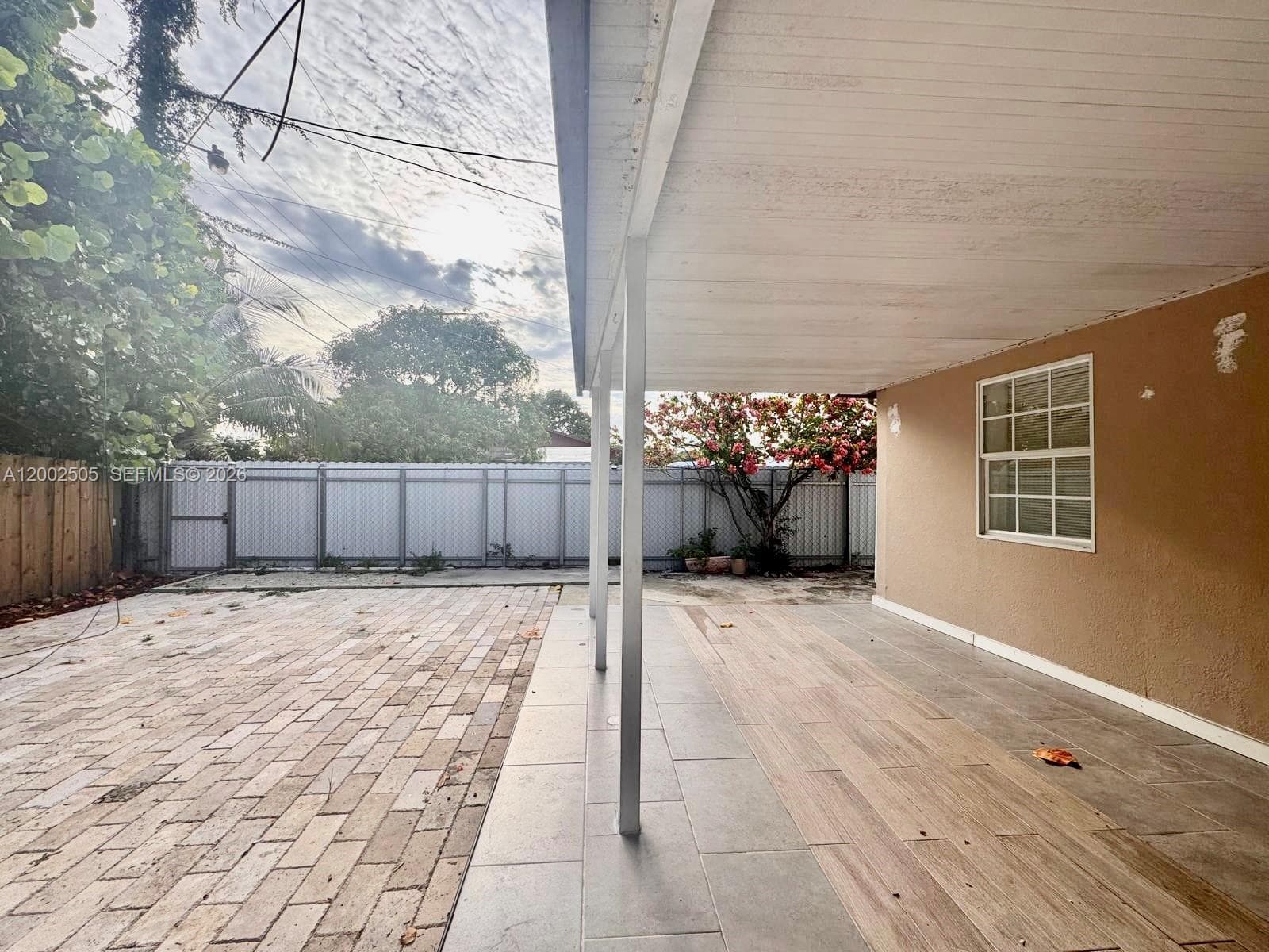 541 E 38th St, Hialeah FL 33013 — 10