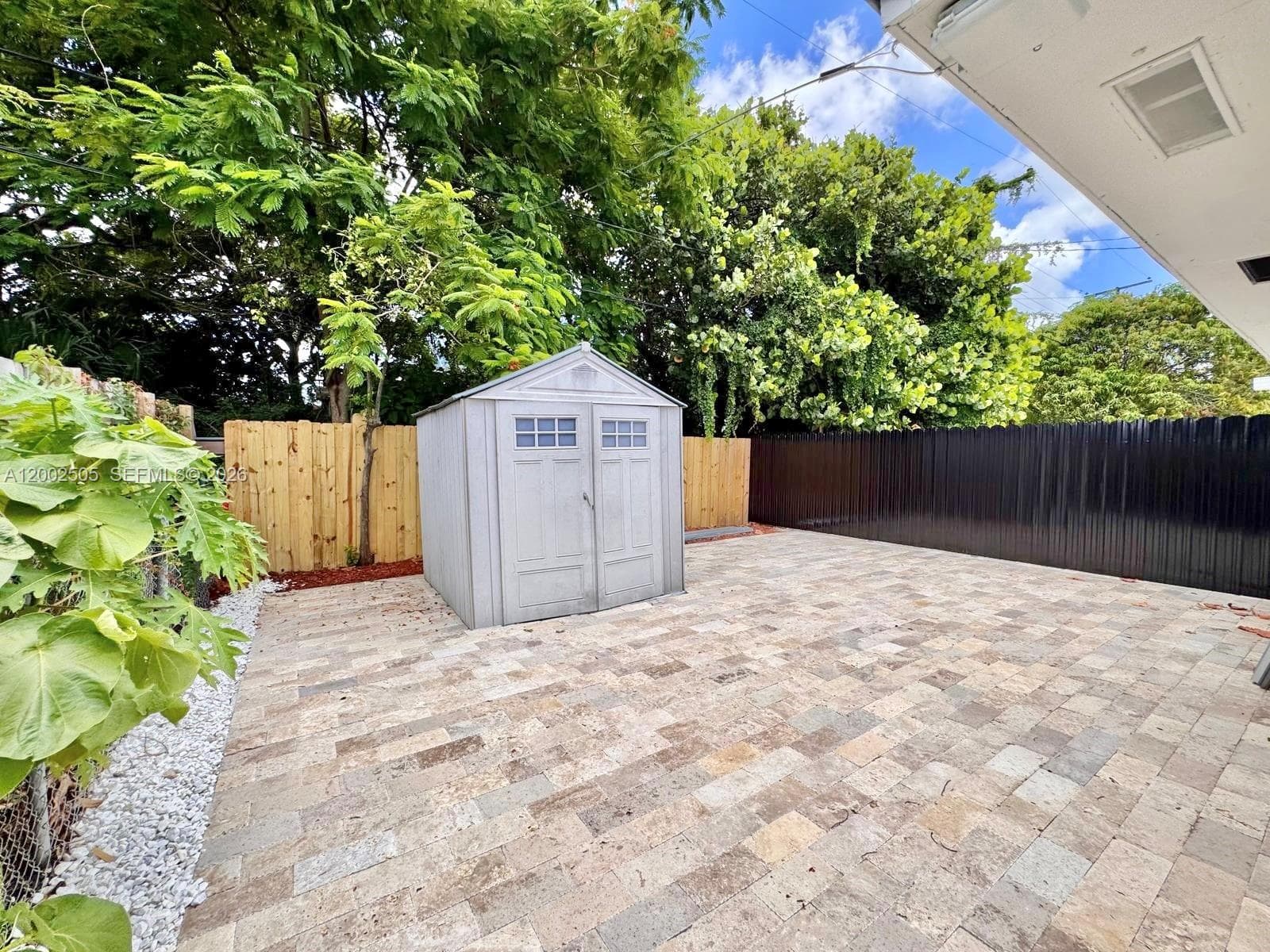 541 E 38th St, Hialeah FL 33013 — 11