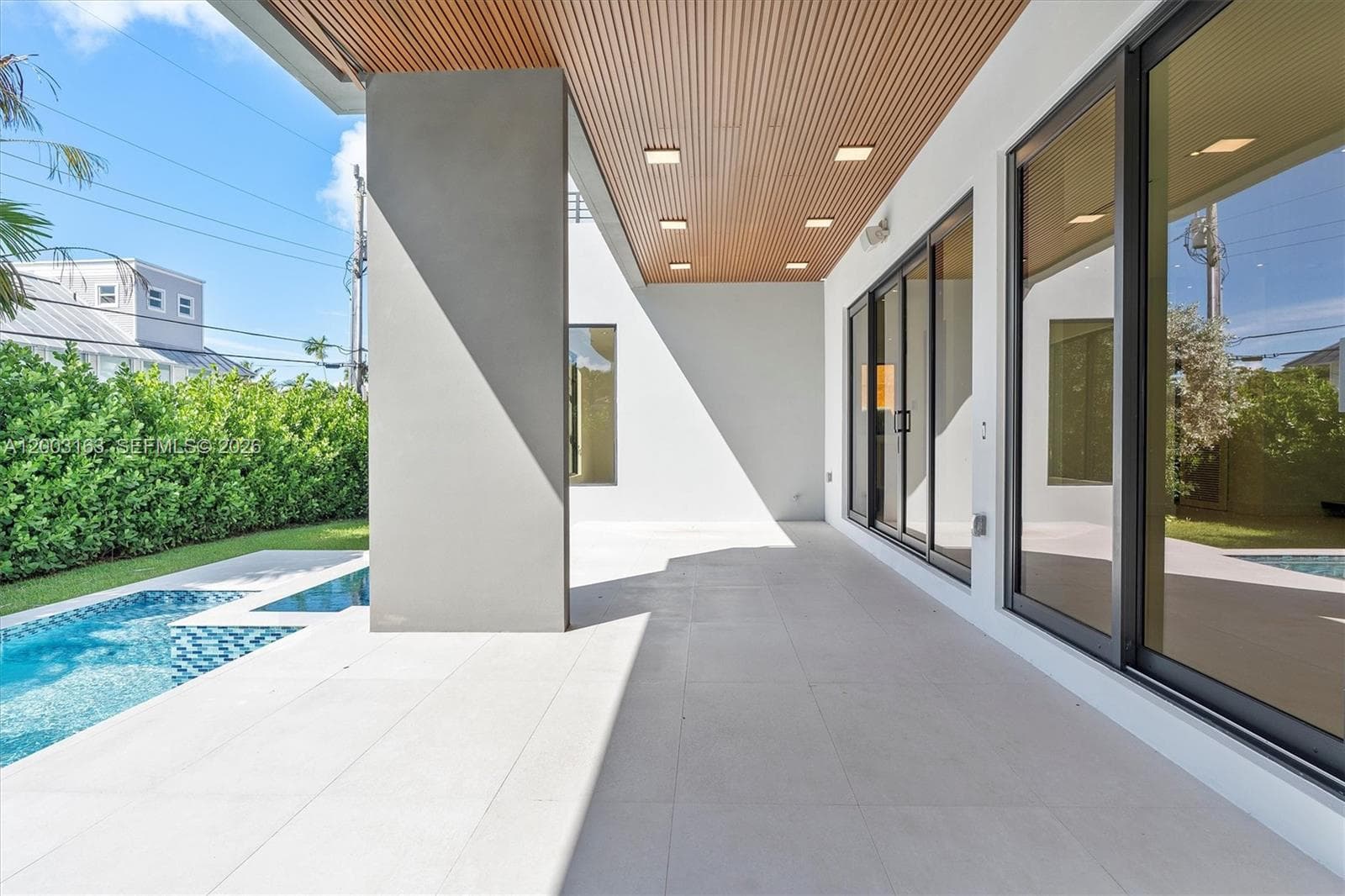 760 Woodcrest Rd, Key Biscayne FL 33149 — 40