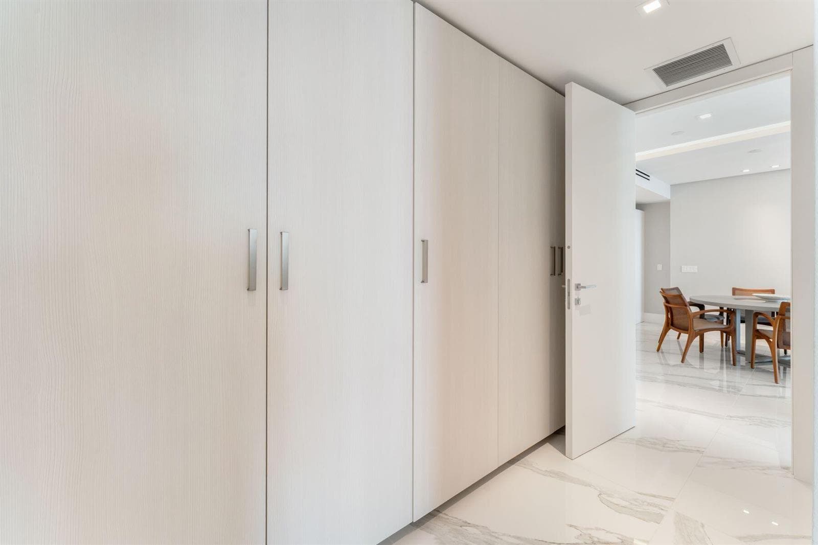 10201 Collins Avenue # 1803, Bal Harbour FL 33154 — 36