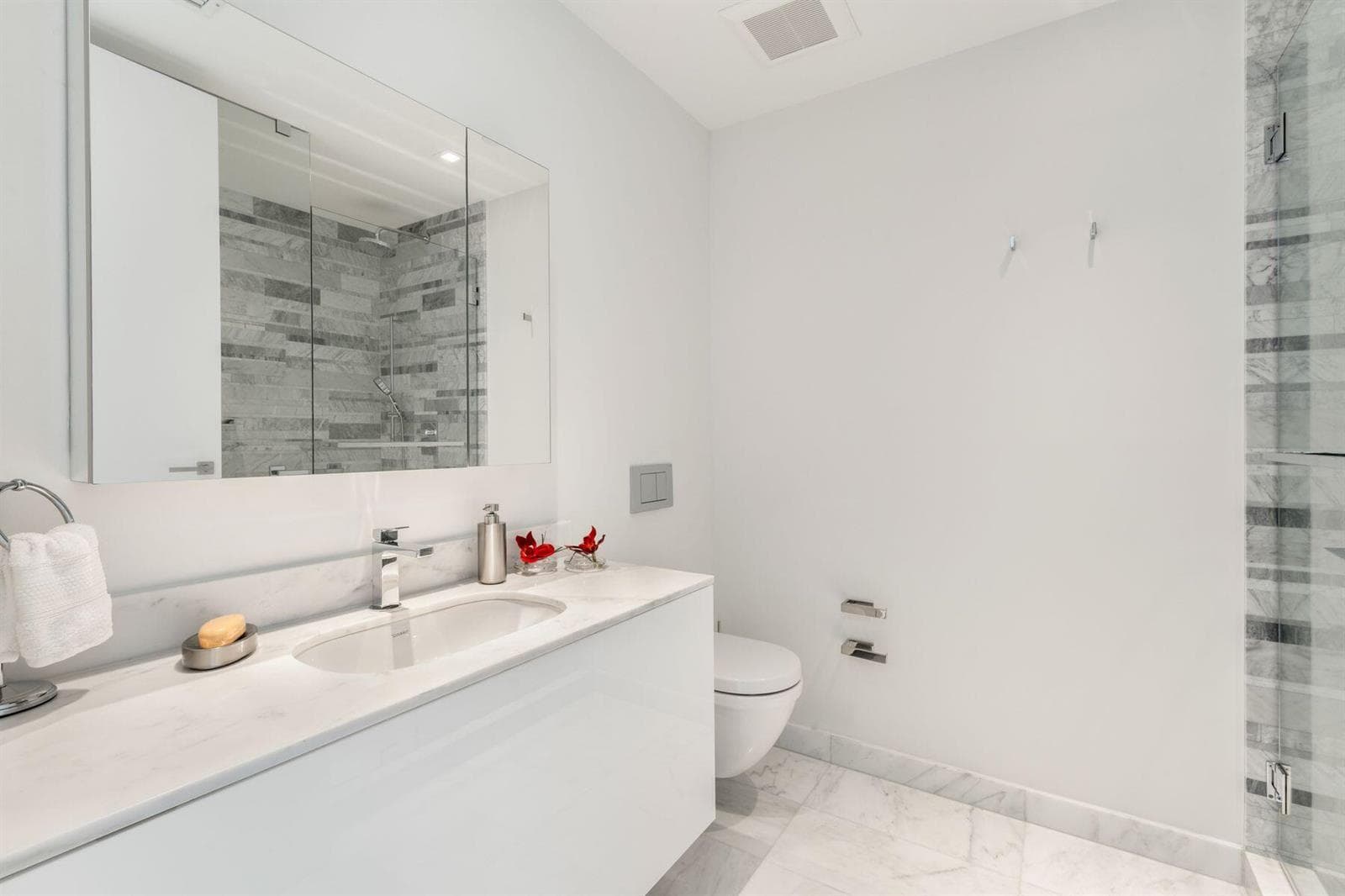 10201 Collins Avenue # 1803, Bal Harbour FL 33154 — 35