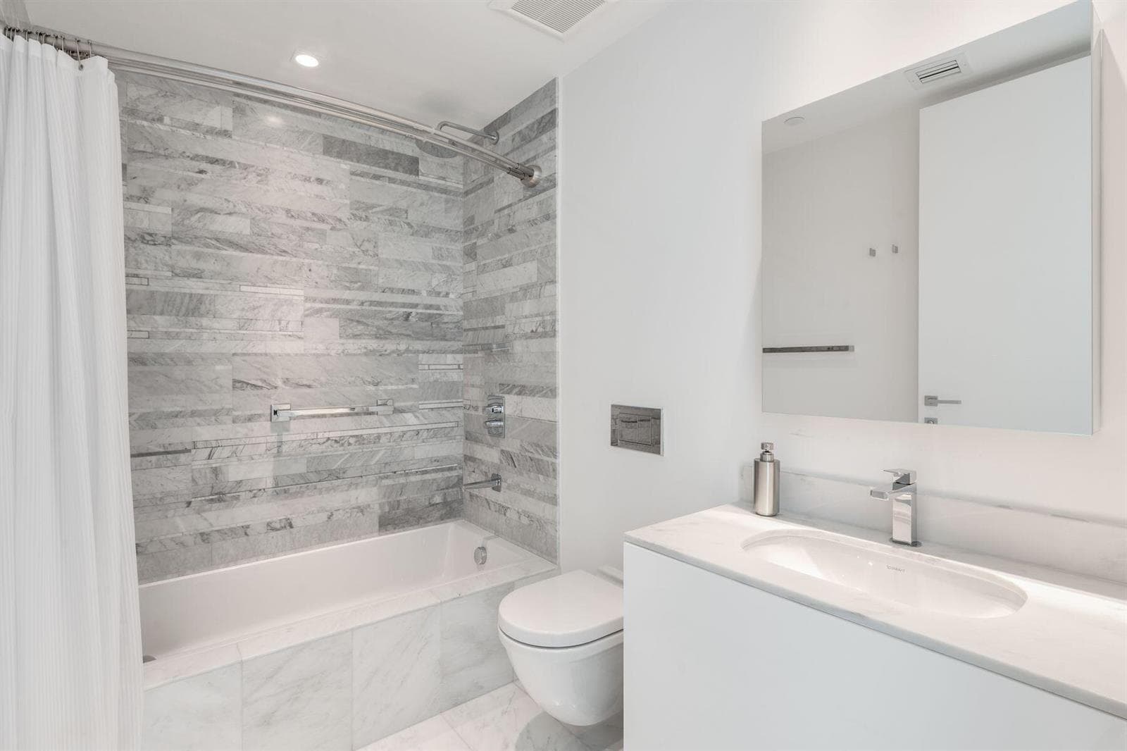 10201 Collins Avenue # 1803, Bal Harbour FL 33154 — 39