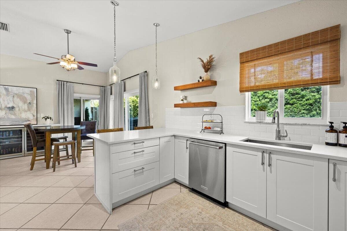 14525 NW 88th Avenue, Miami Lakes FL 33018 — 11