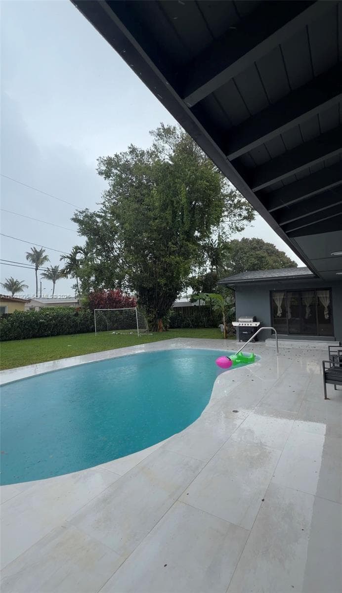1951 NE 187th Dr, North Miami Beach FL 33179 — 5