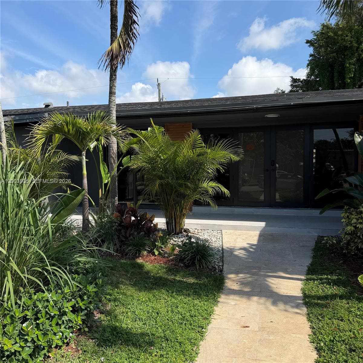 1951 NE 187th Dr, North Miami Beach FL 33179 — 24